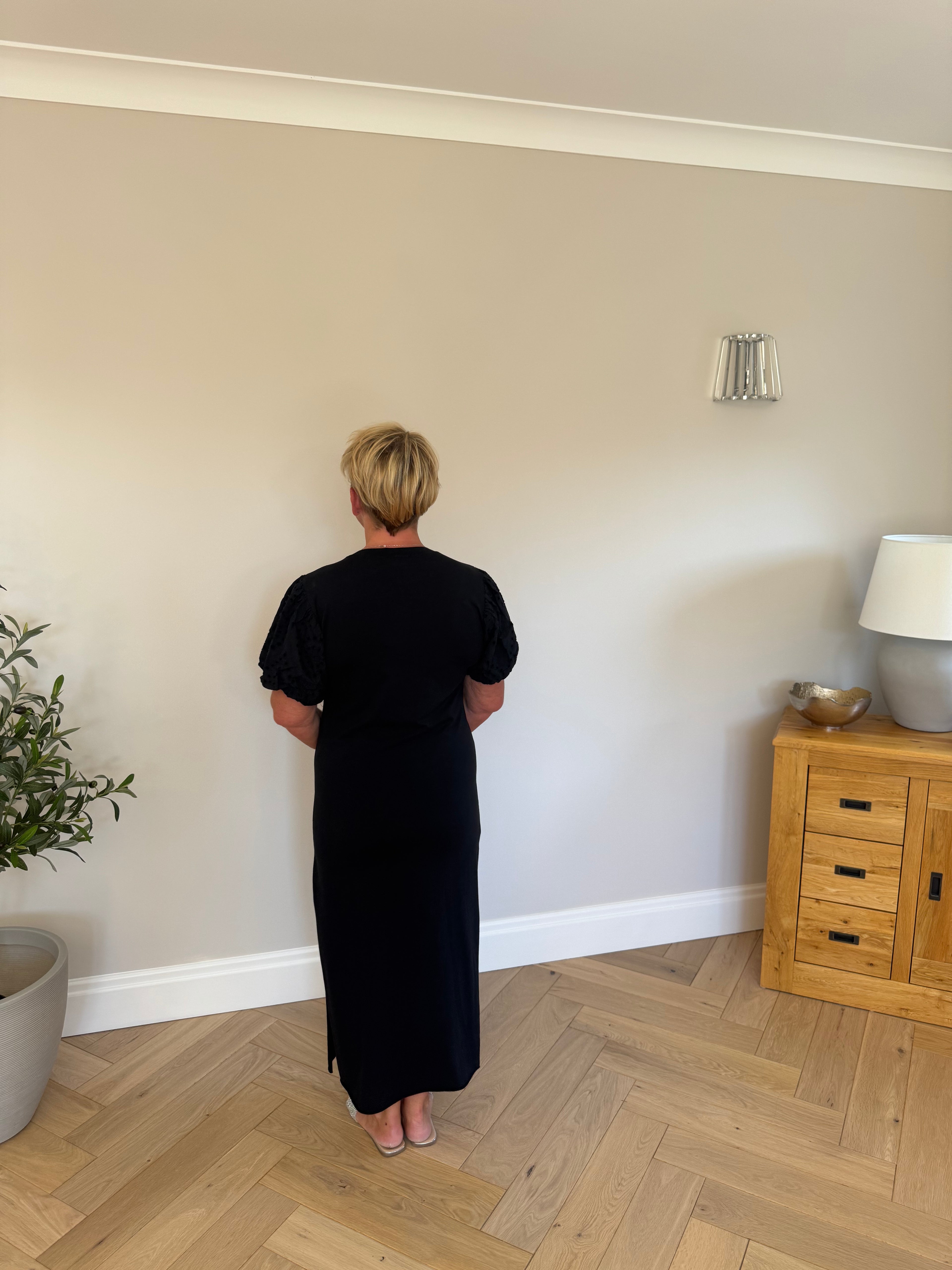 Alba Edge Midi Dress