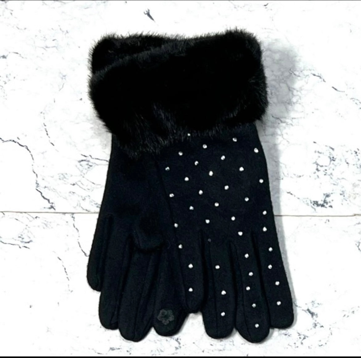 Frost Whisper Touch Gloves