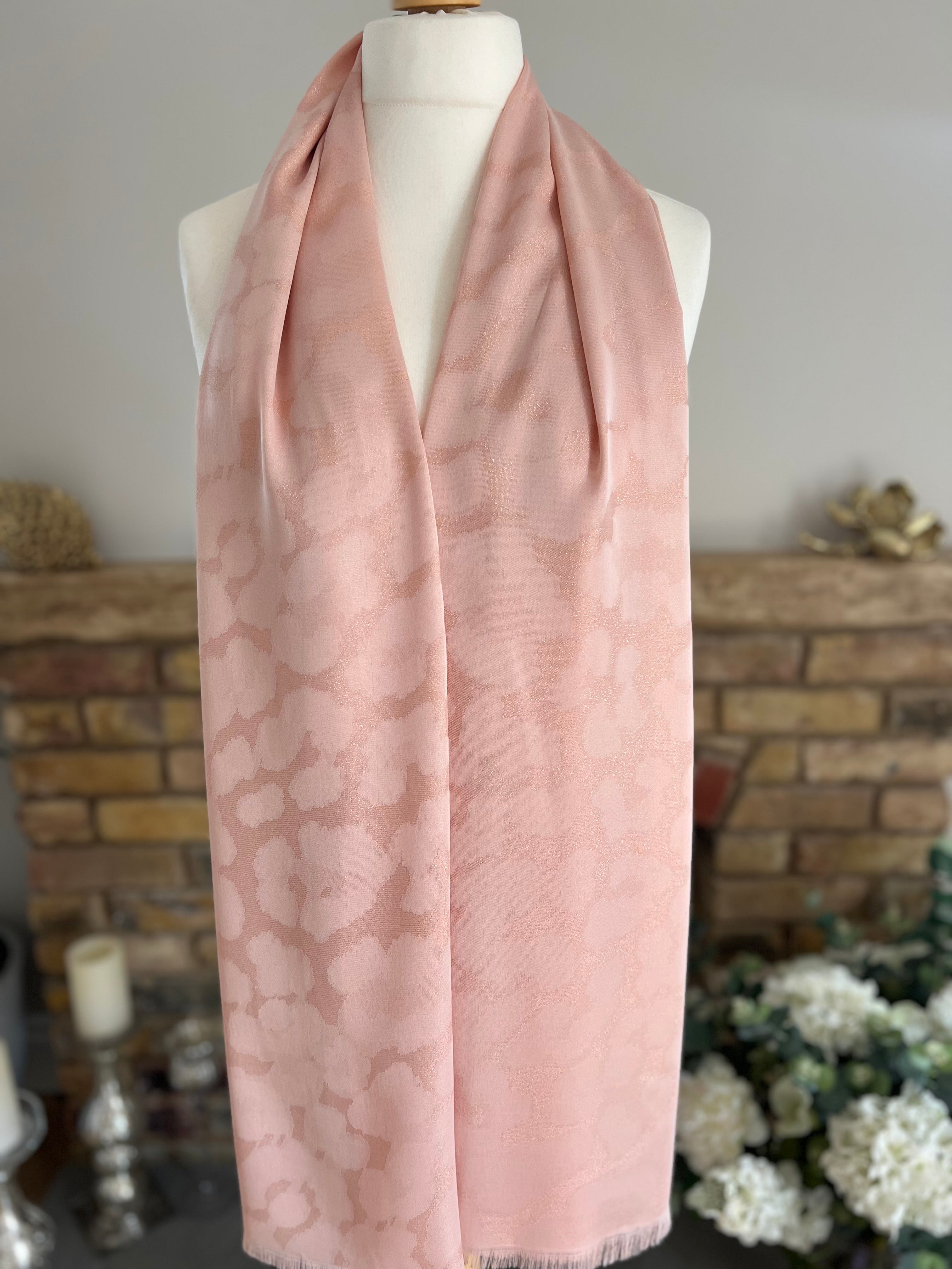 🐆 Luna Leopard Scarf