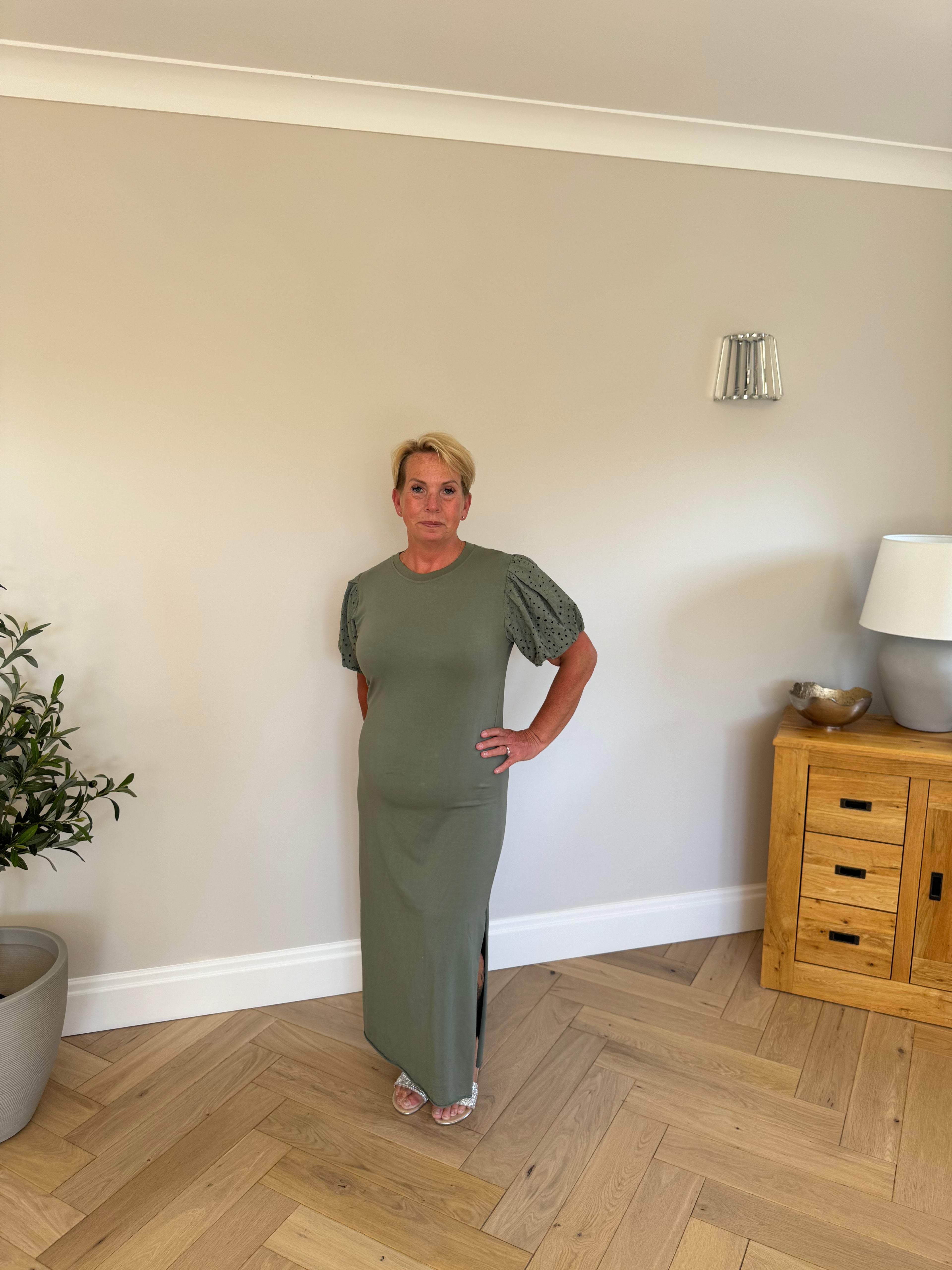 Alba Edge Midi Dress