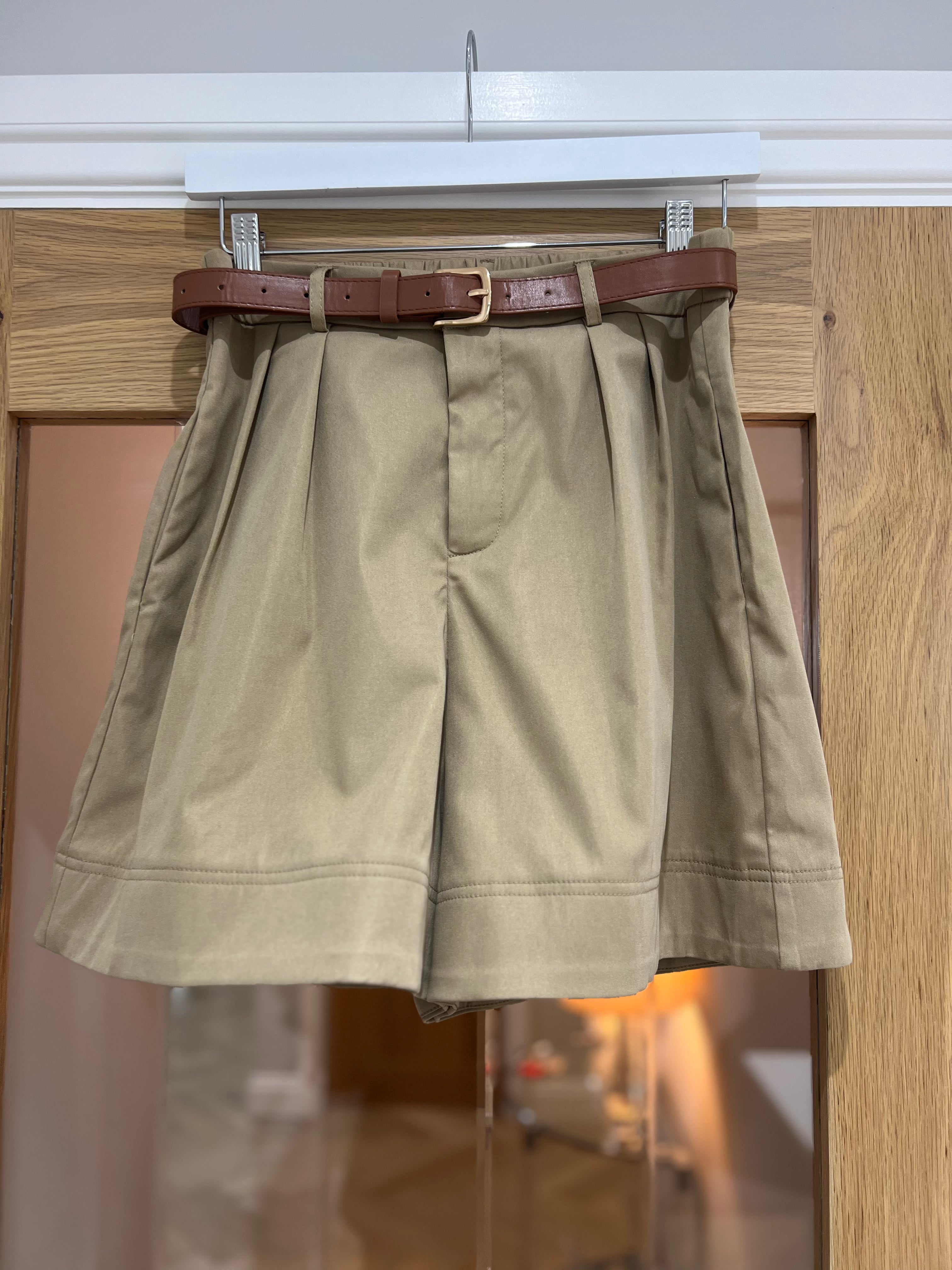 Classic Shorts with Belt