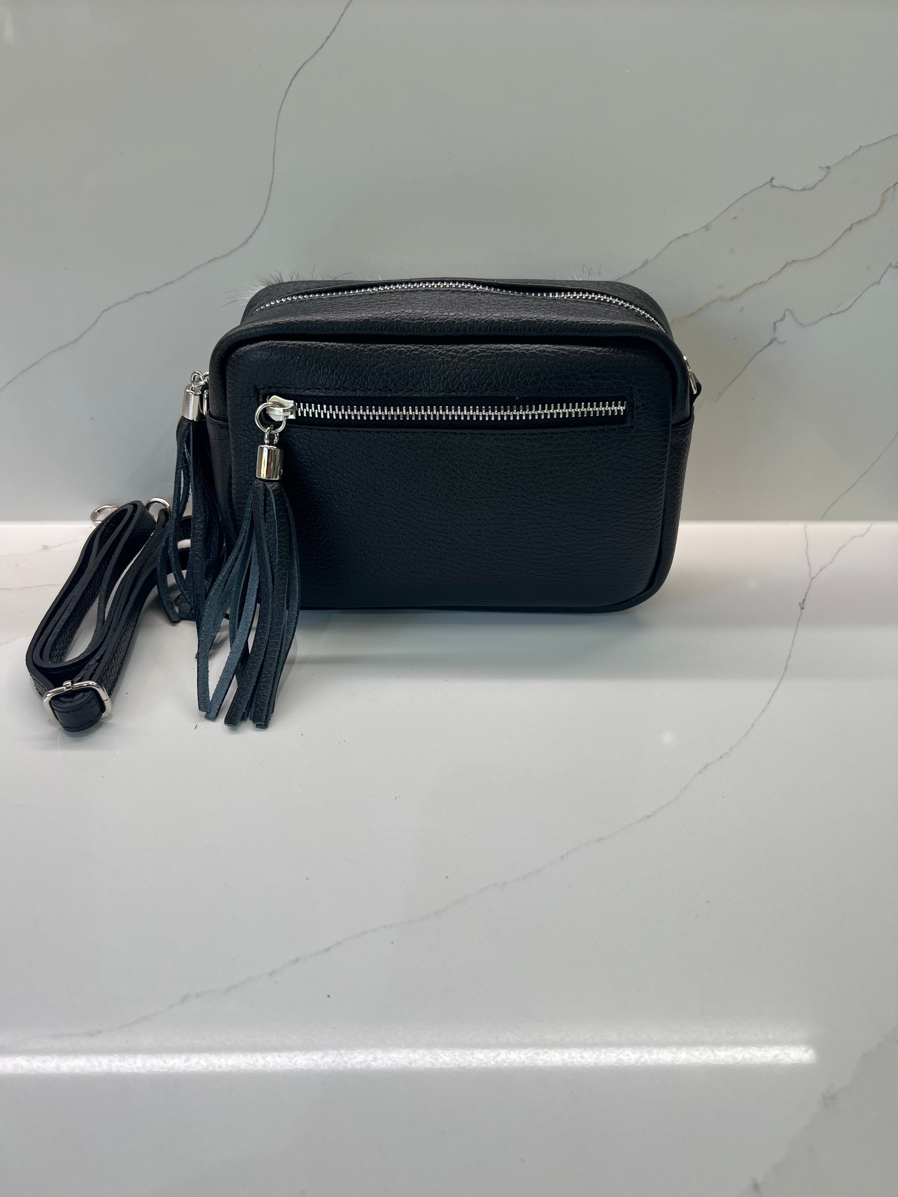 🐾 Wildhyde Camera Bag