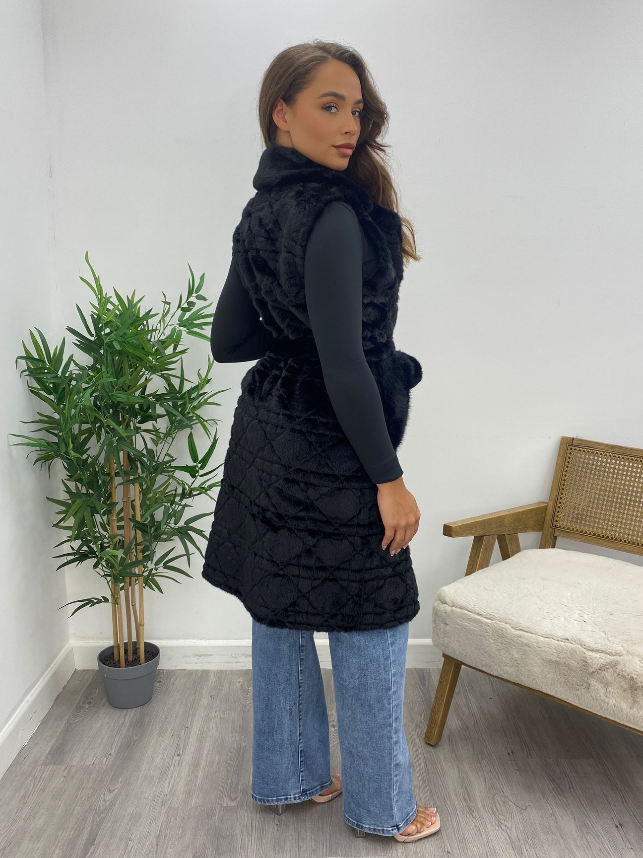 The Moon veil gilet ๐