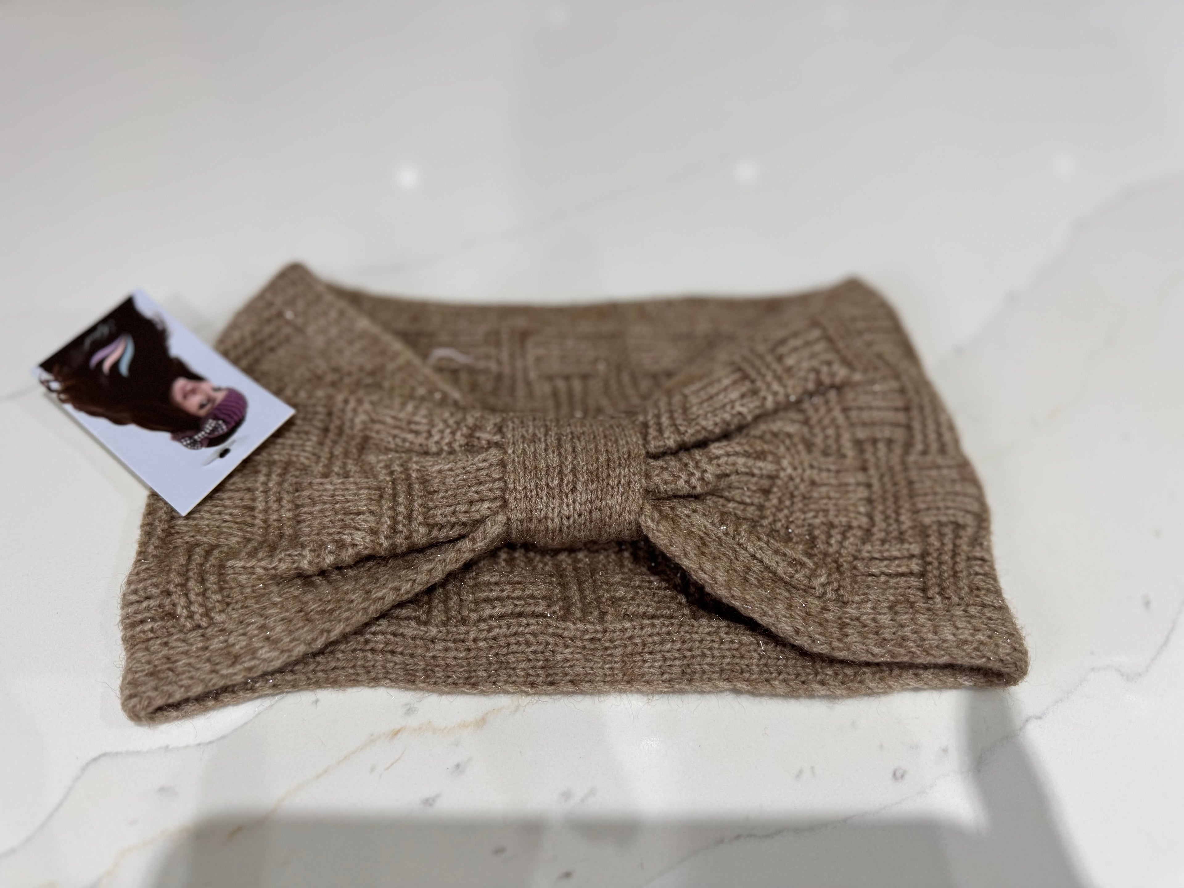 Knot & Whisper Headband 🧶