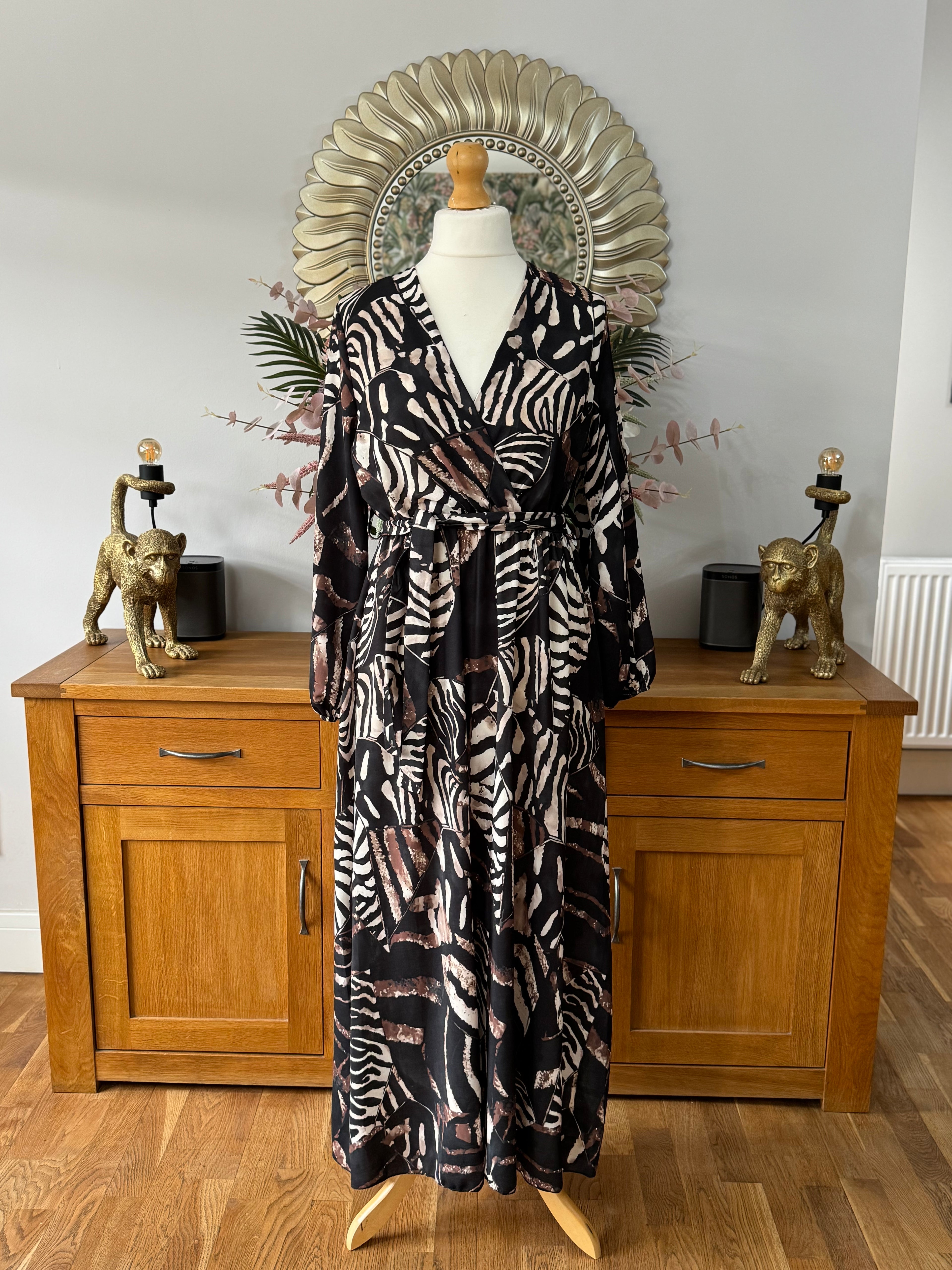 Strut 🐆 Fierce Dress