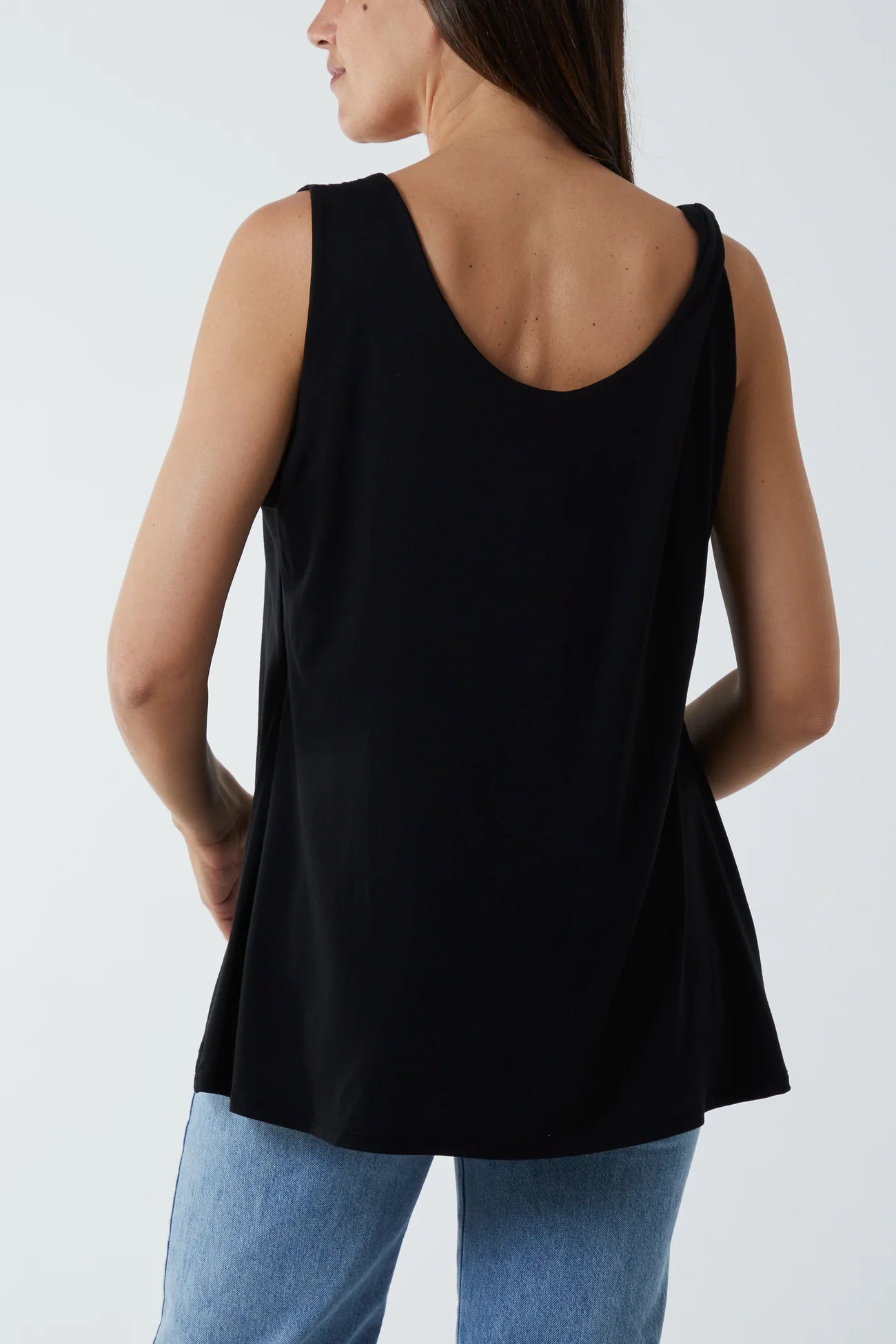 Sienna Curve Scoop Neck Vest