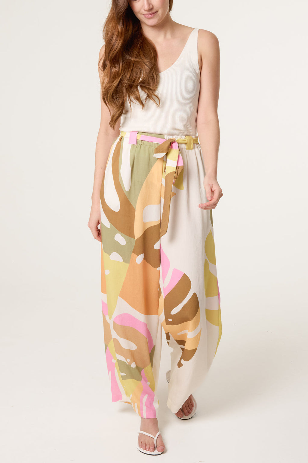Zinnia Abstract Leaf Belted Wide Leg Trouser