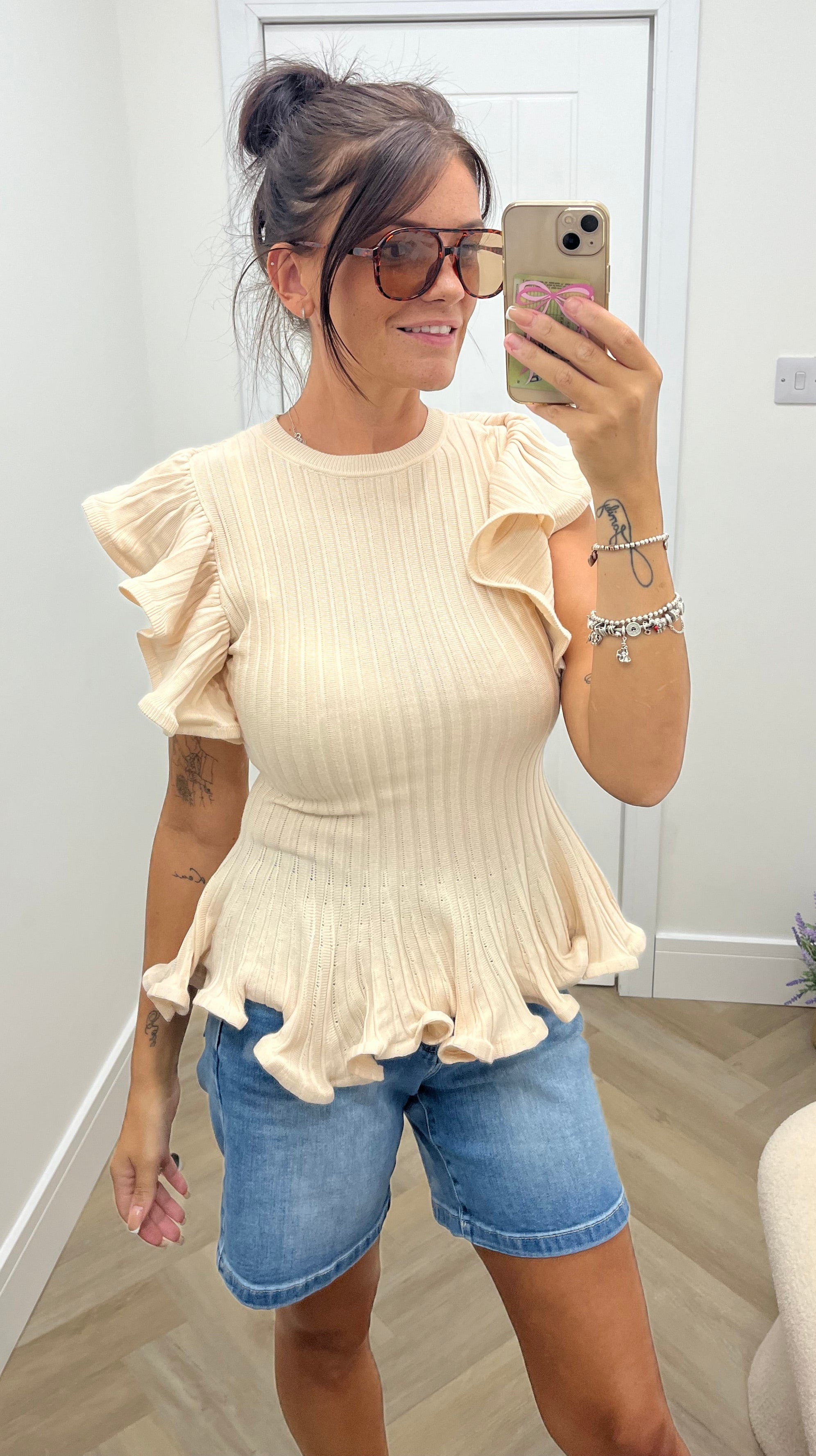 Kelsie Frill top🤍🖤🤎