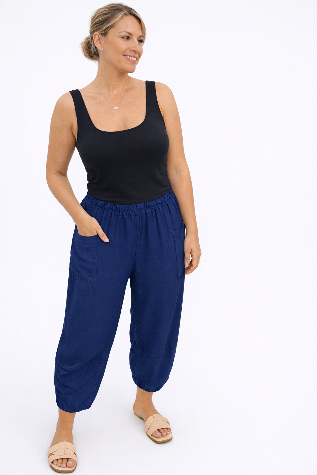 Betsy Carrot Leg Trousers 💫