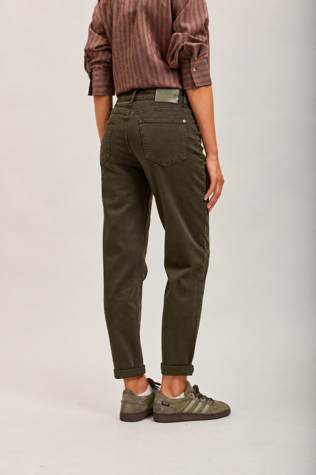 Toxik 3 Mom Fit