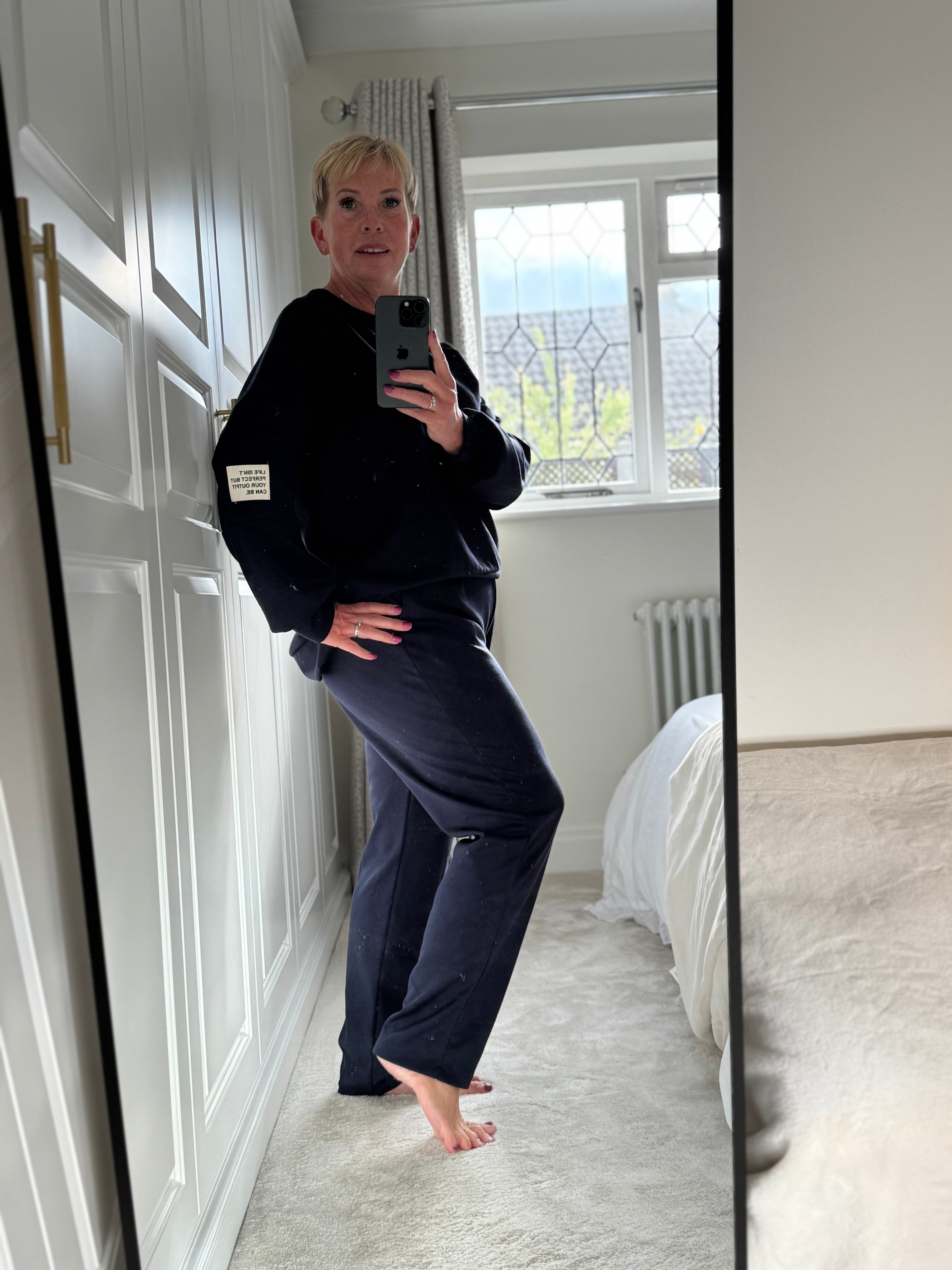 Life — Tapered Style Lounge Set