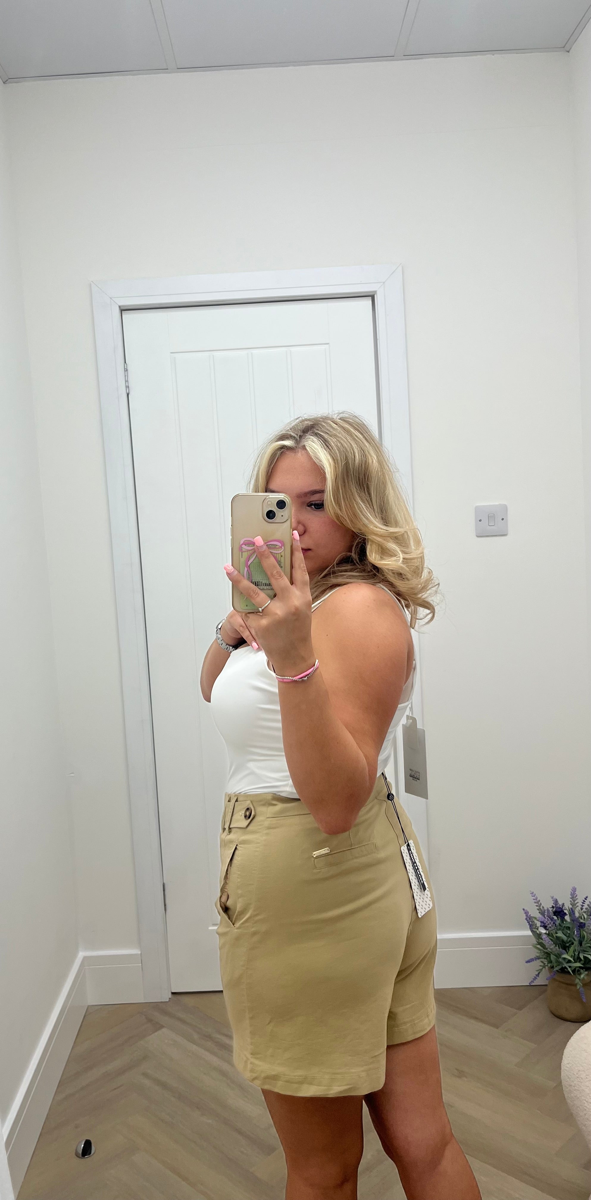 Suzie shorts 🤎