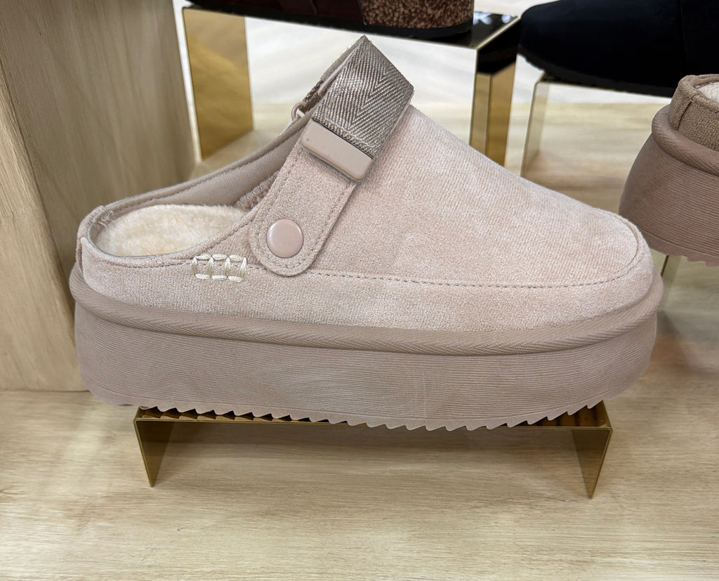 Clara Mule