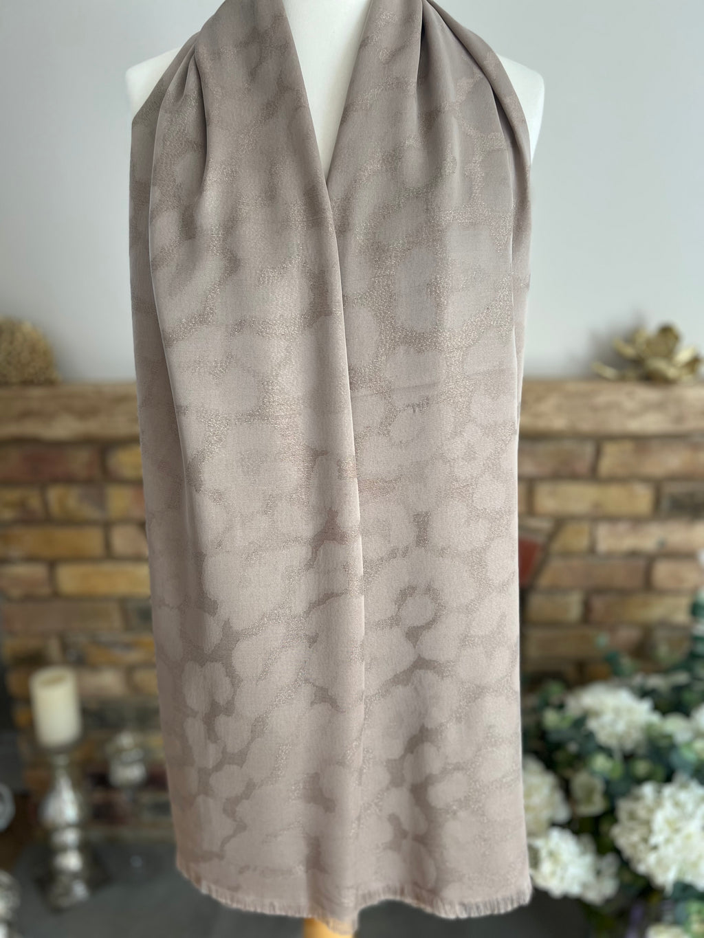 🐆 Luna Leopard Scarf