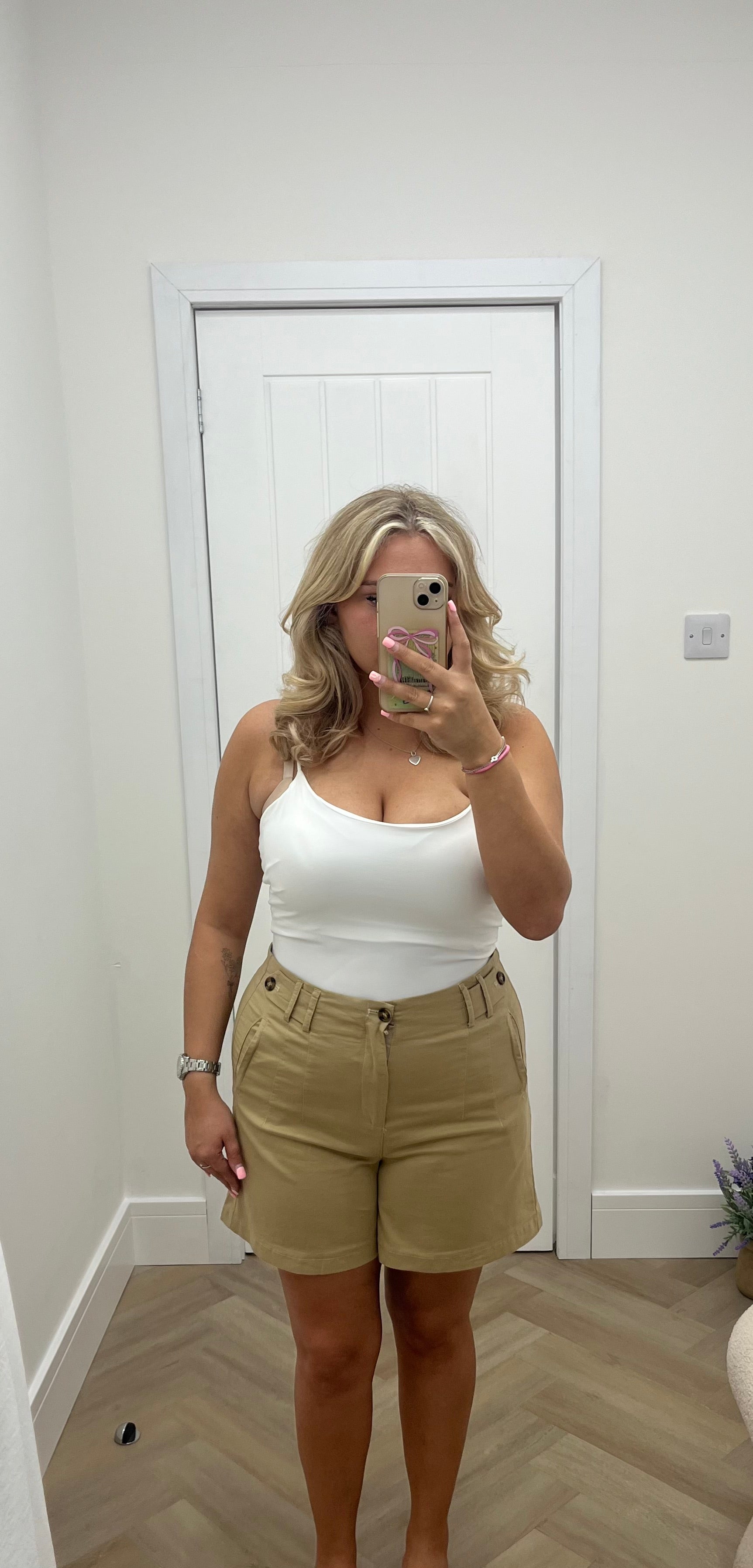 Suzie shorts 🤎