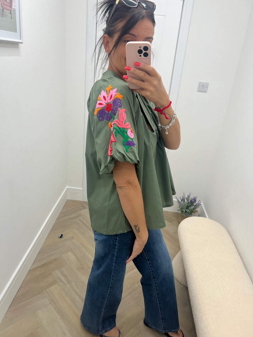 Krya flower sleeve blouse🌺💐
