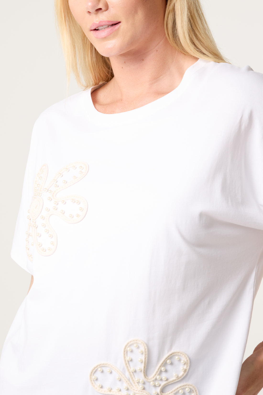 Flora Embellished & Embroidered T‑Shirt – Ivory