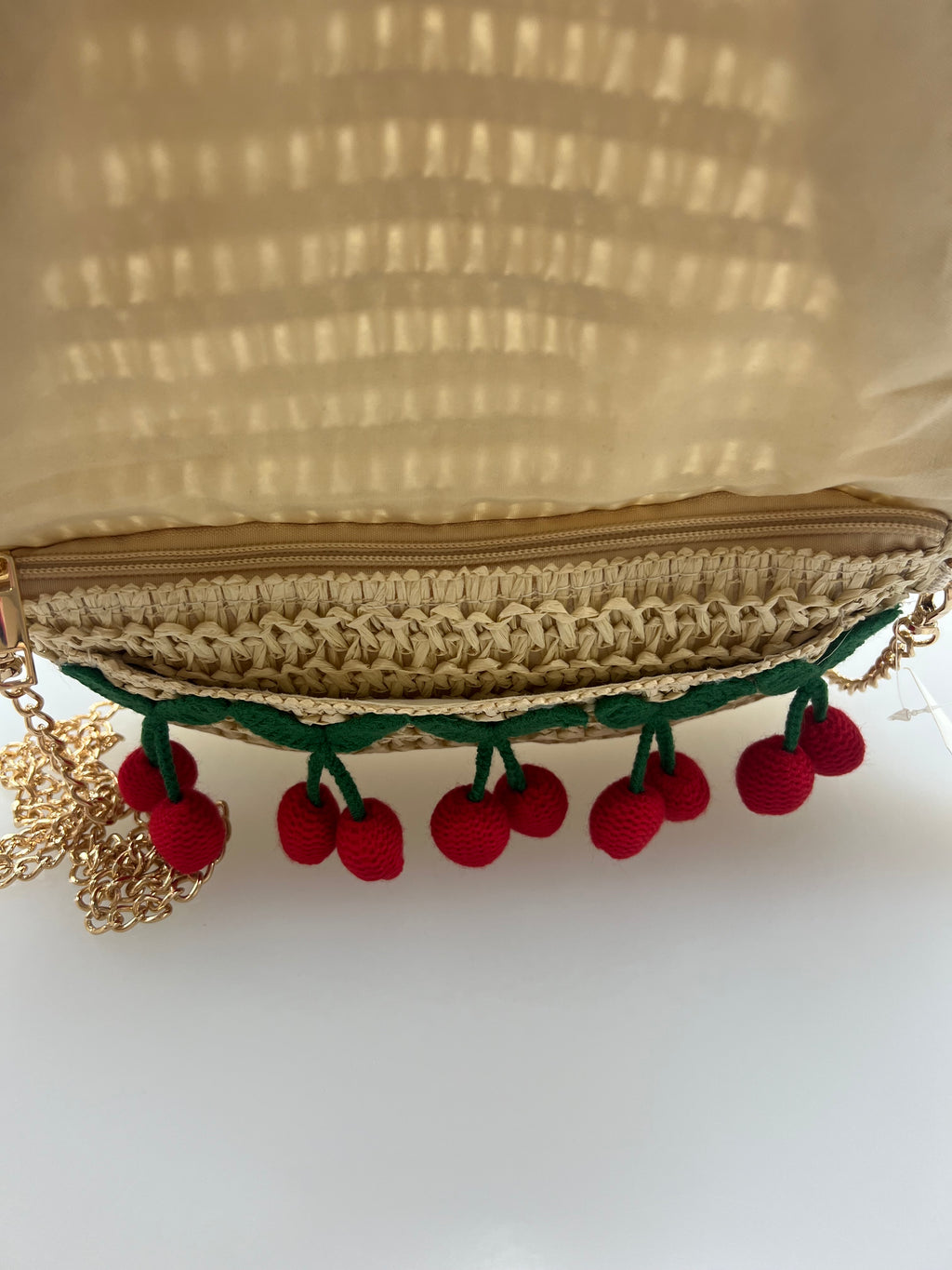 Cherry Clutch