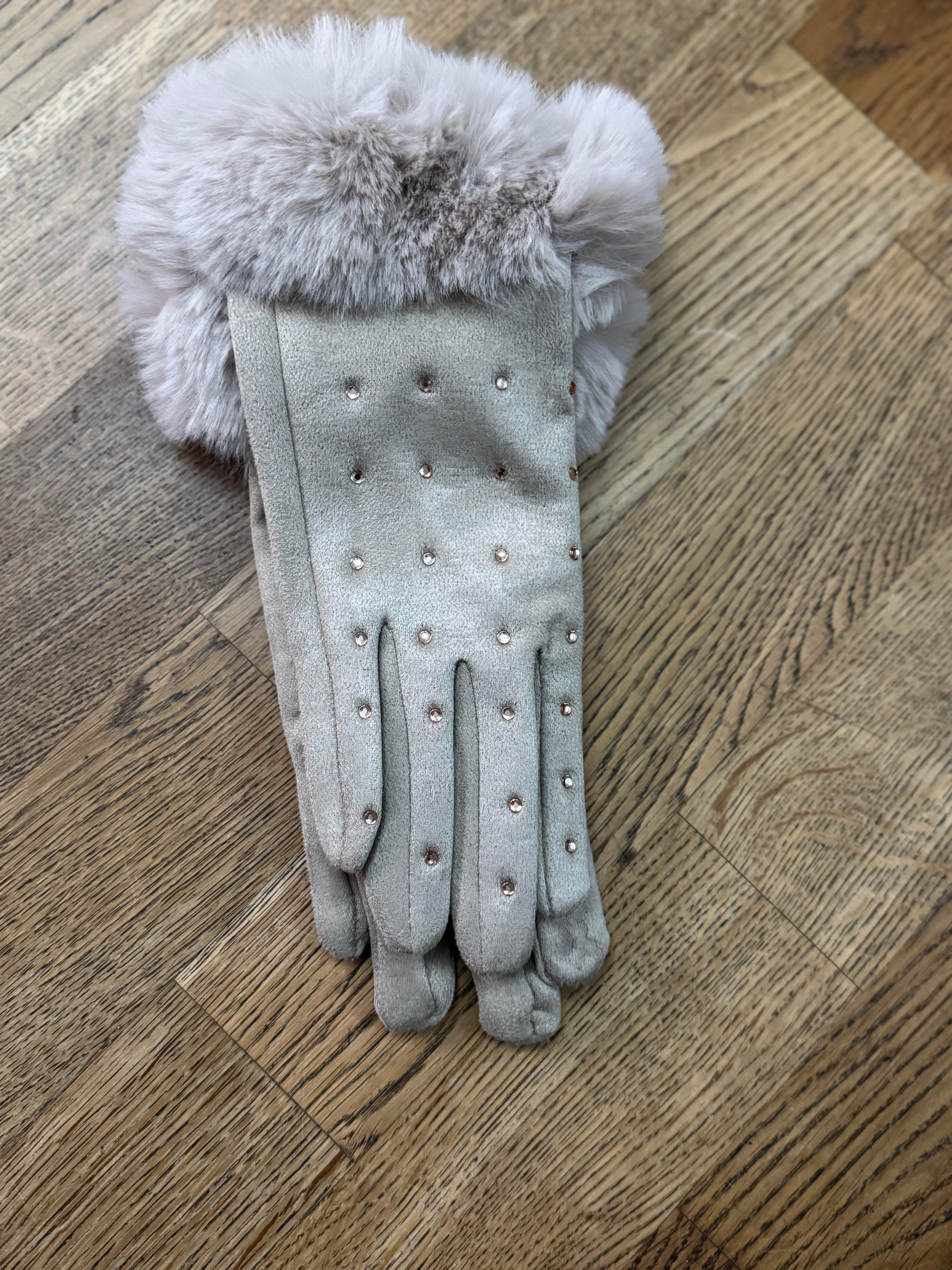 Dusk Dazzle: Diamanté Faux Suede Gloves