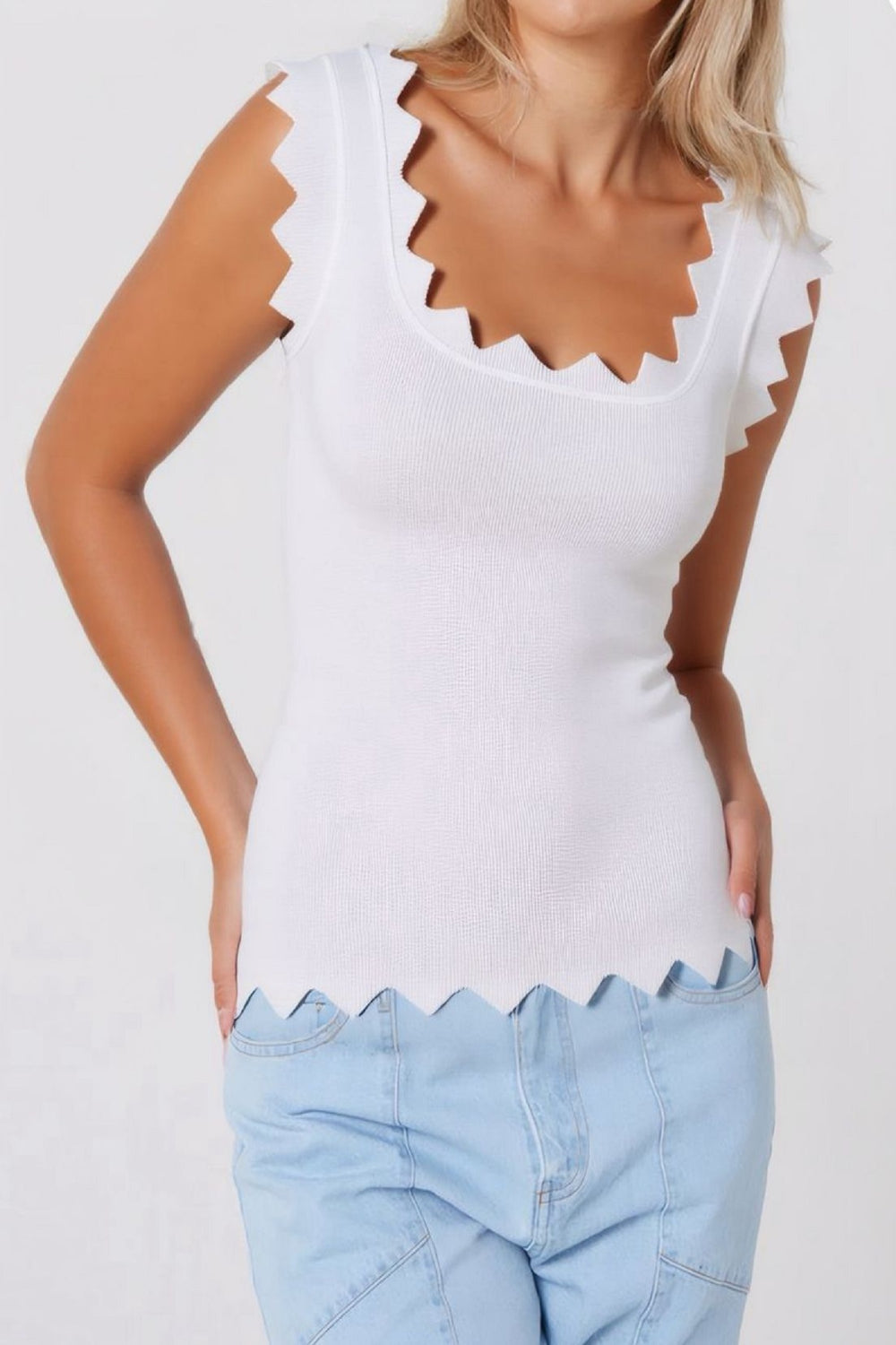 The Elowen Scallop Vest