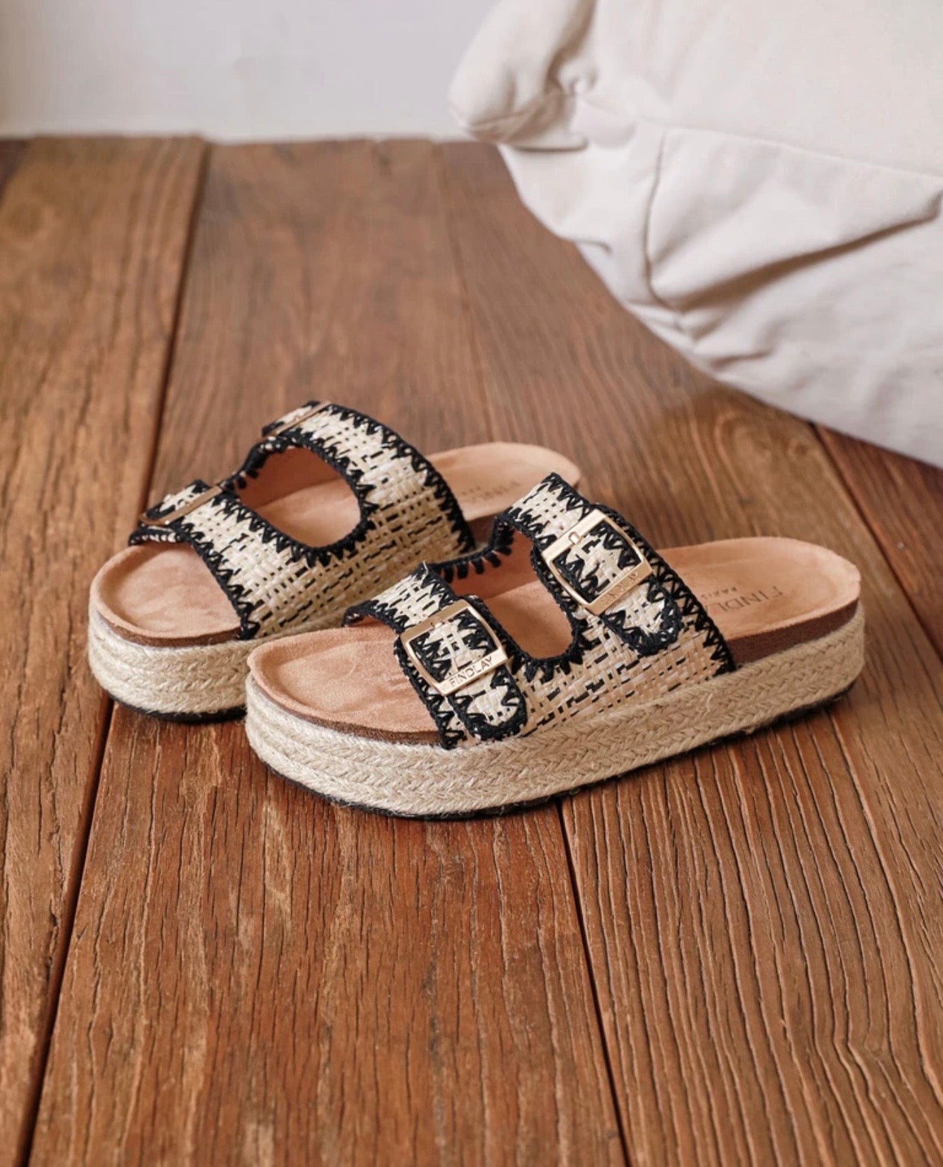 Kirsty Sandal