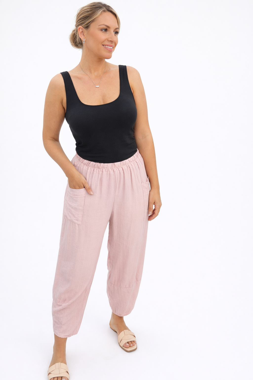 Betsy Carrot Leg Trousers 💫