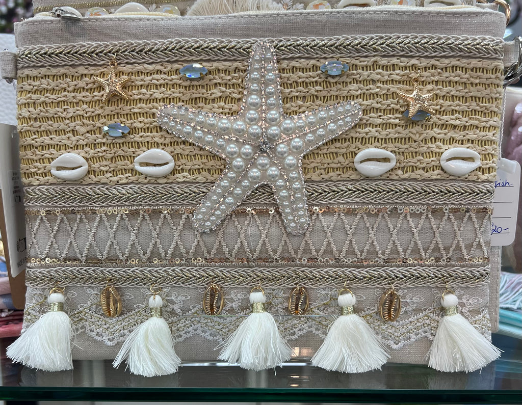 ⭐️ Starfish – Embellished Boho Clutch