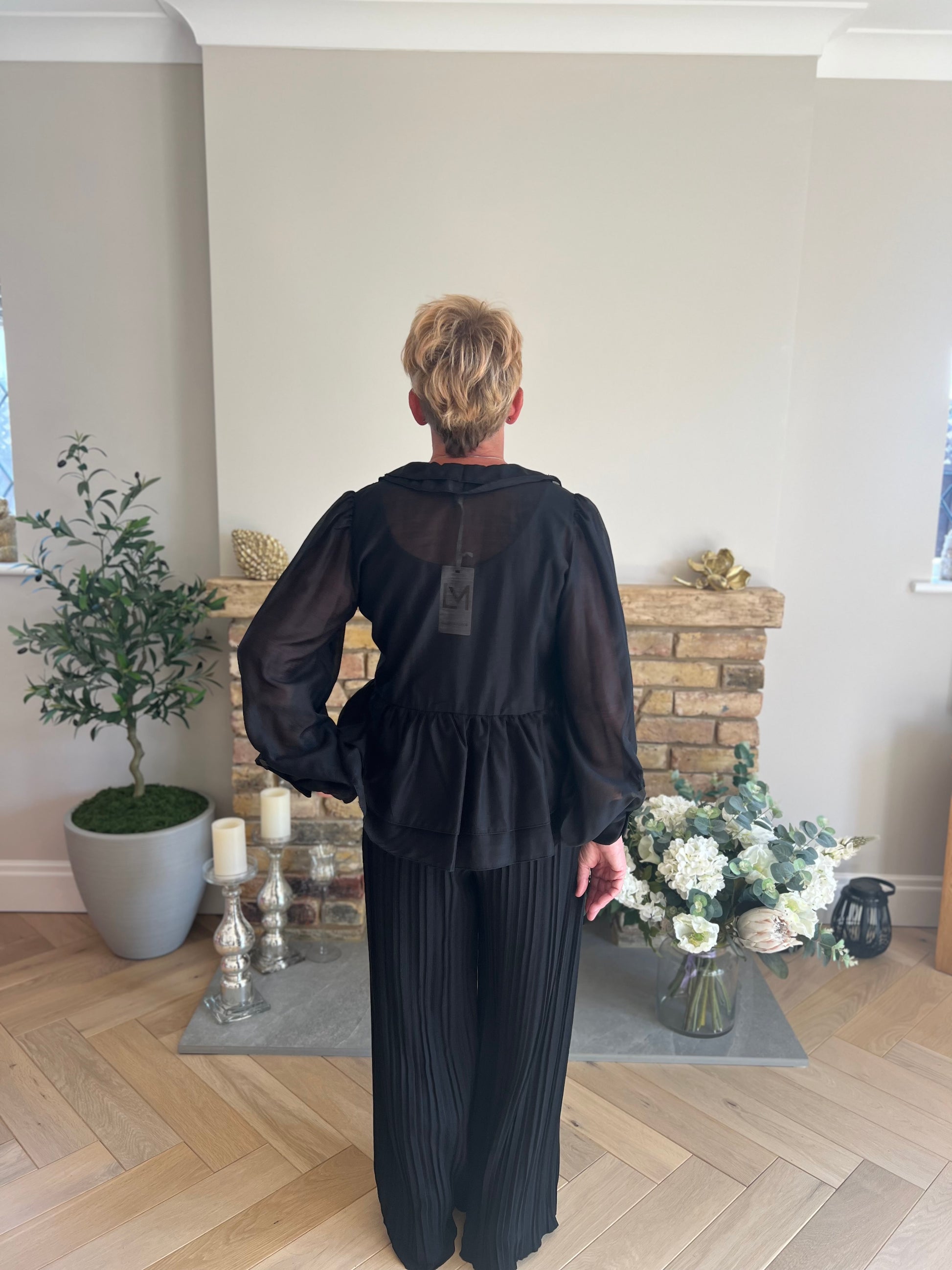 Mia Tie Blouse