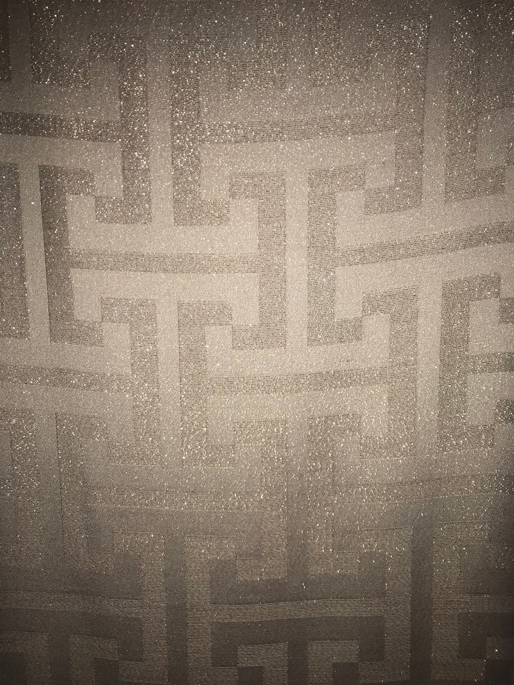 ✨ Maze Lumière Scarf