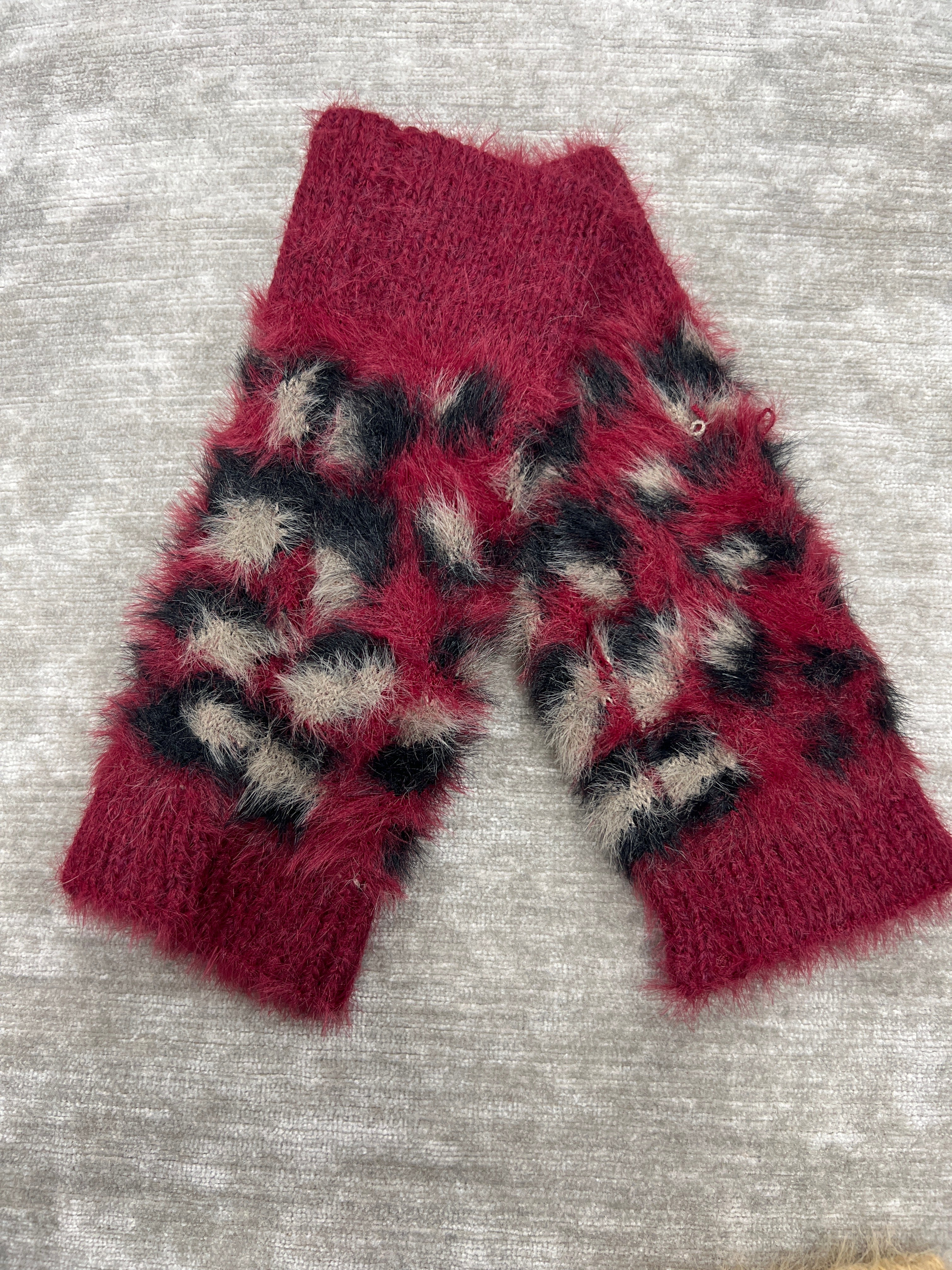 🐾 Leopard Luxe Fingerless Gloves