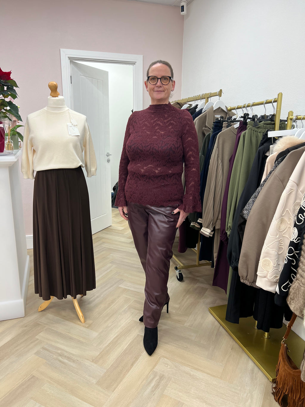 Cinch Faux Leather Trousers