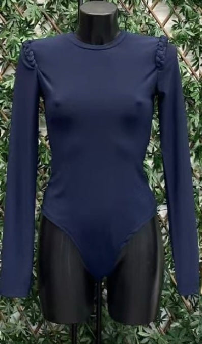 Sculpt & Style Bodysuit With Plaited Shoulder Detail