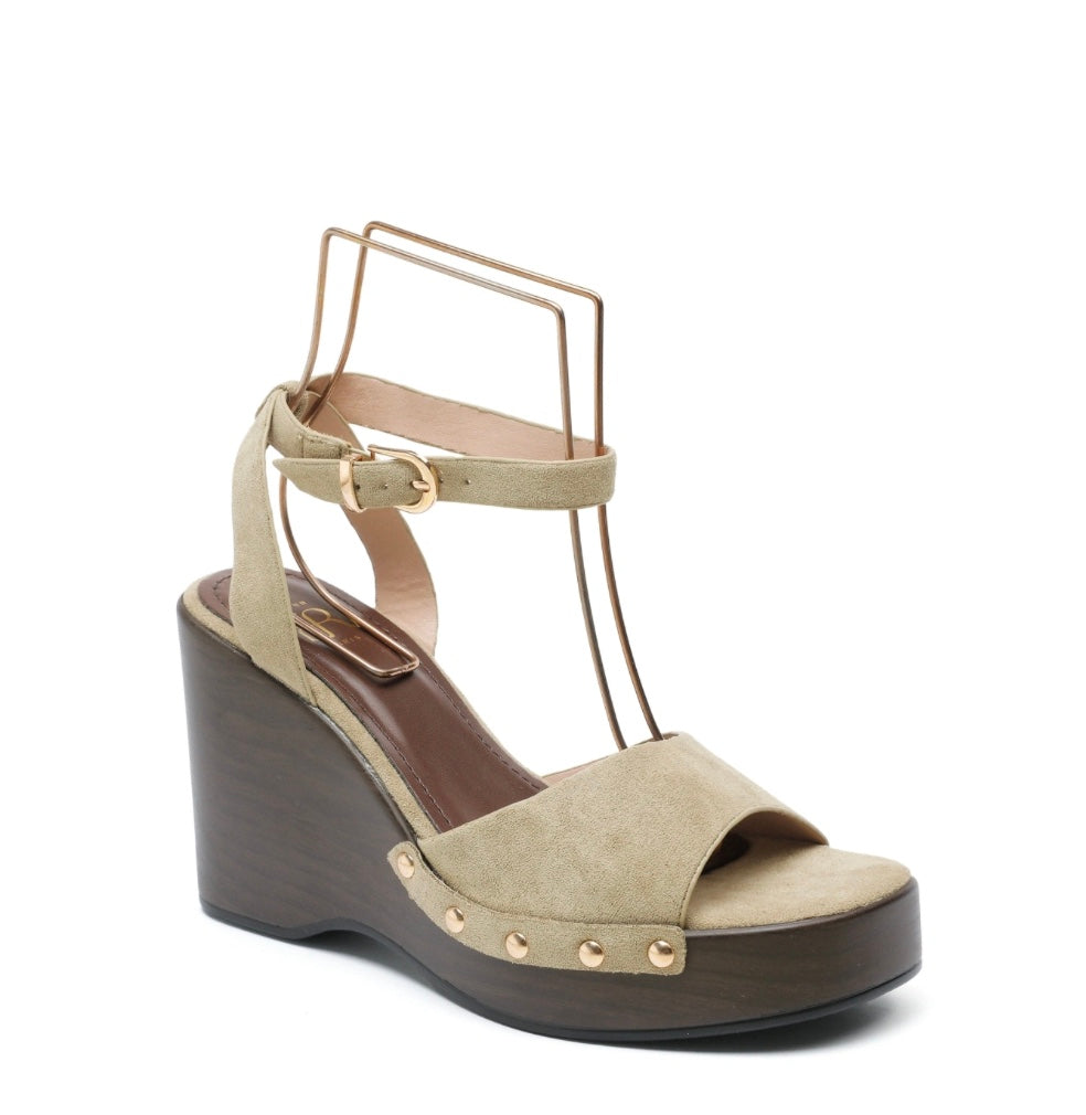 Zara wedge Sandal