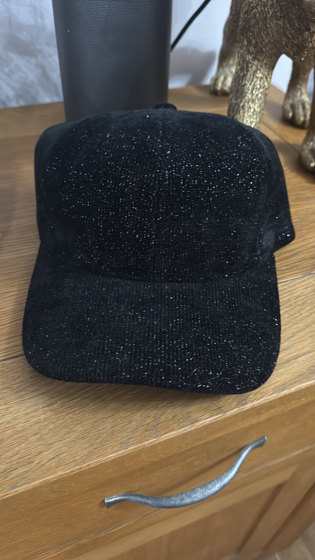 Starluxe Corded Glitter Cap