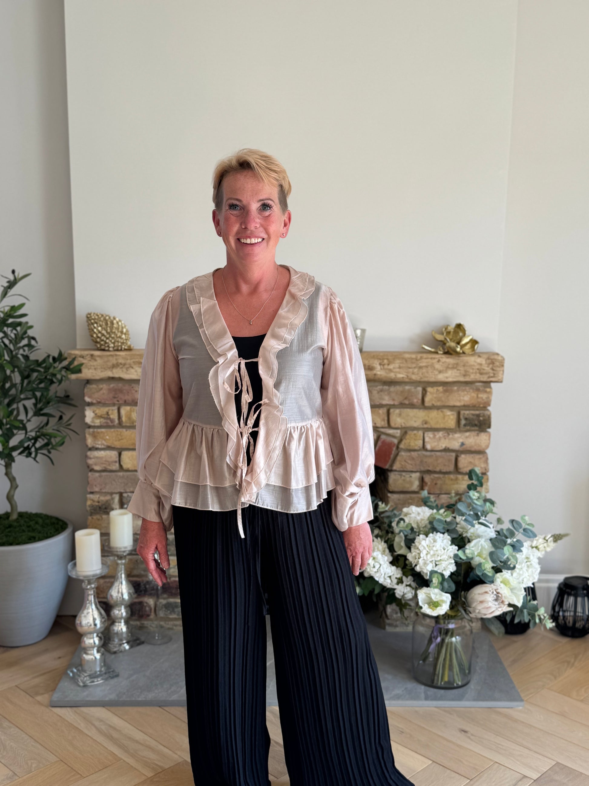 Mia Tie Blouse