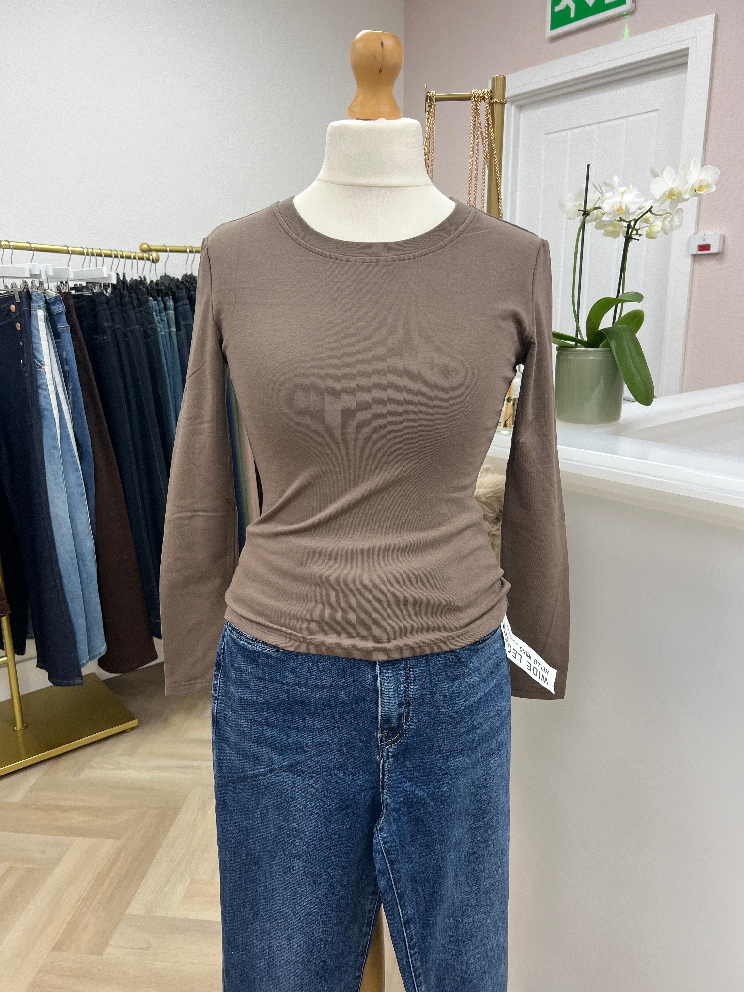 ✨ Polly Round Neck Top Long Sleeve