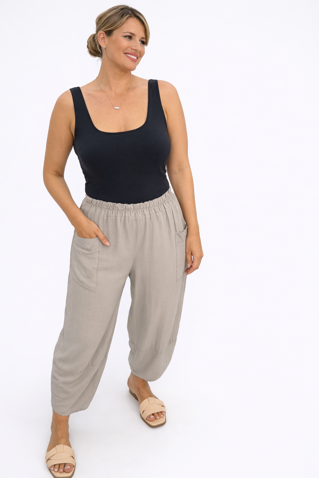 Betsy Carrot Leg Trousers 💫