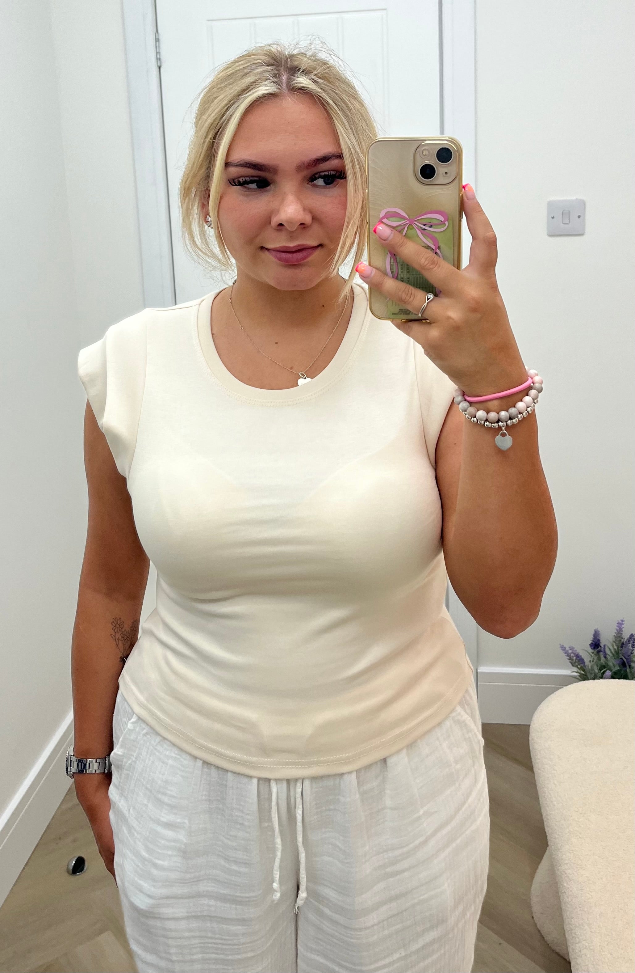 Belle T-Shirt