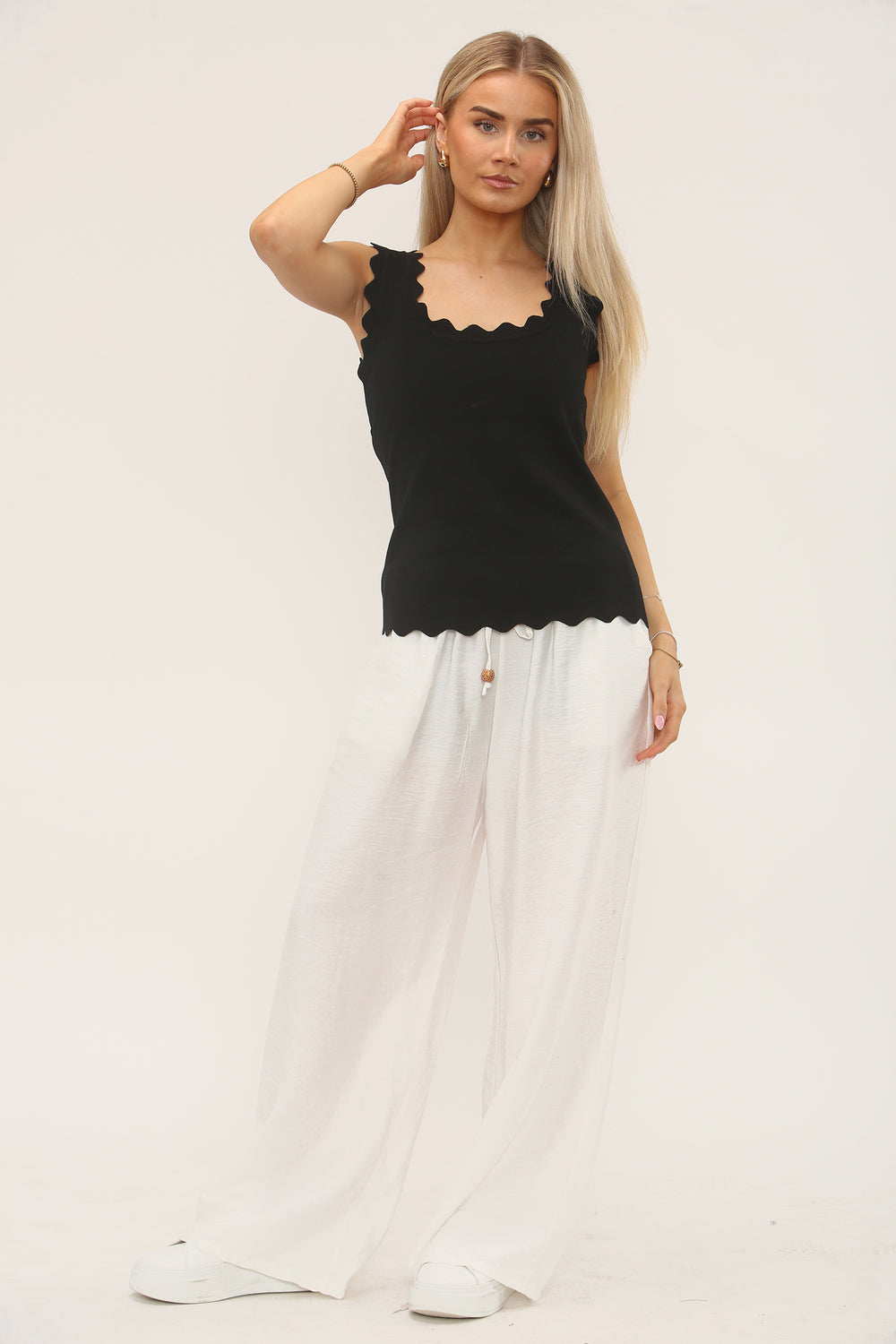 The Elowen Scallop Vest