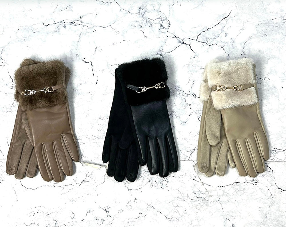 ✨ Chainlink Chic Faux Fur Gloves