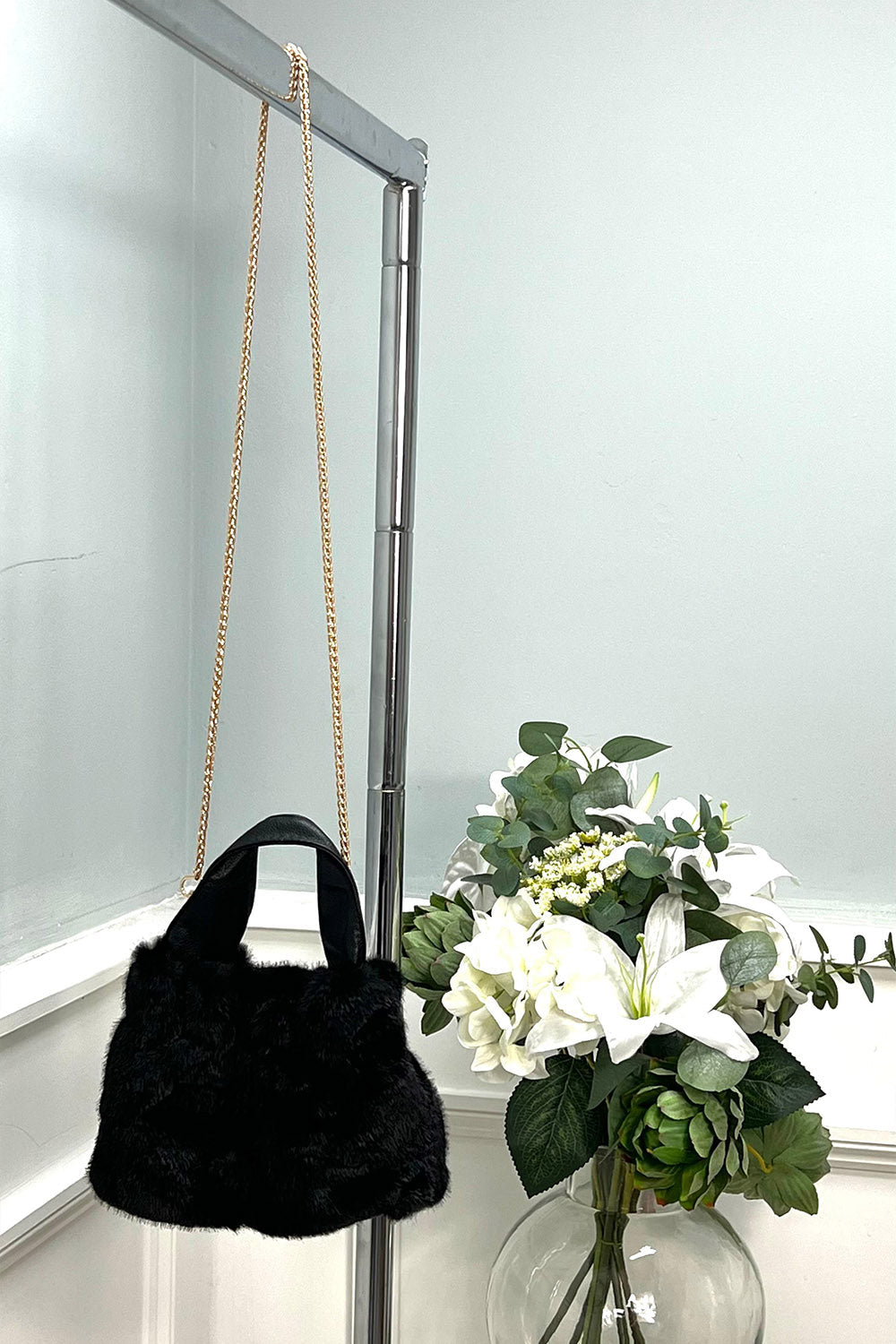 Noir & Cocoa Luxe Handbag 👜