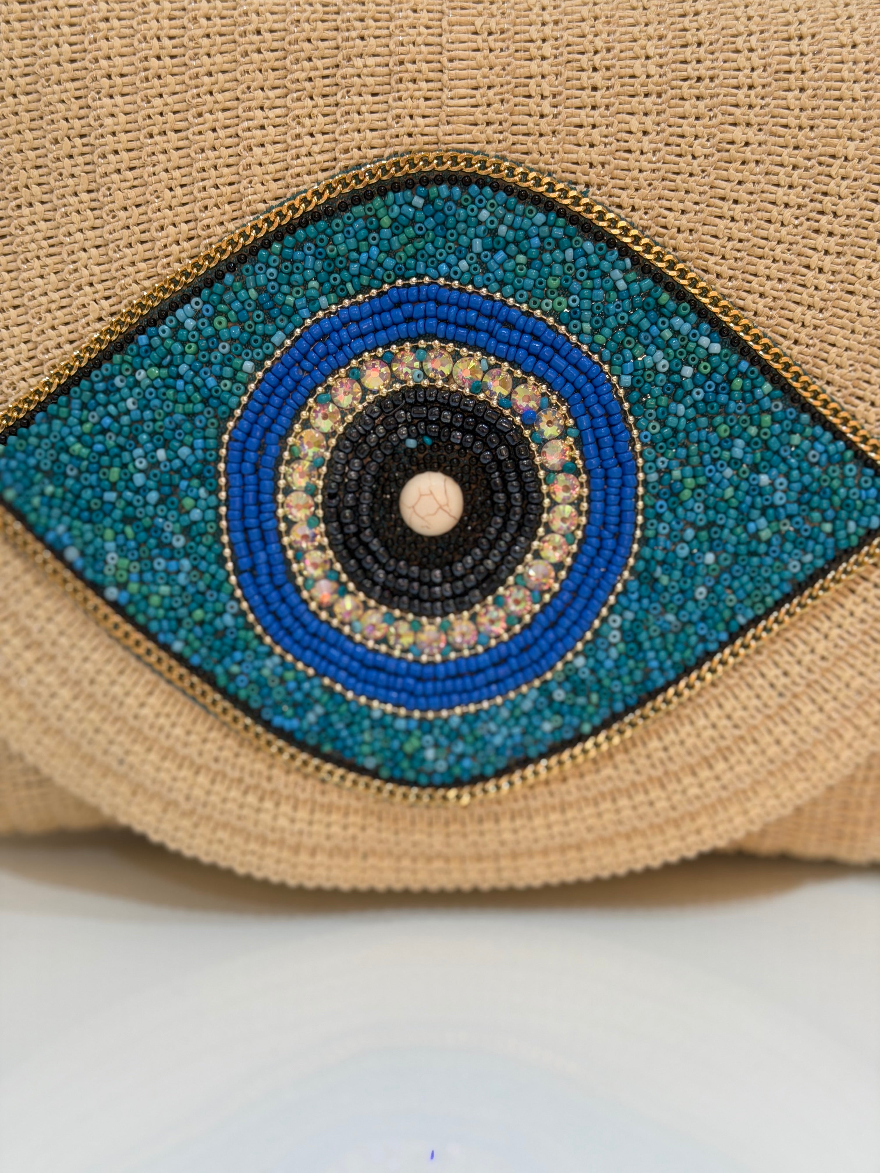 Eye Clutch