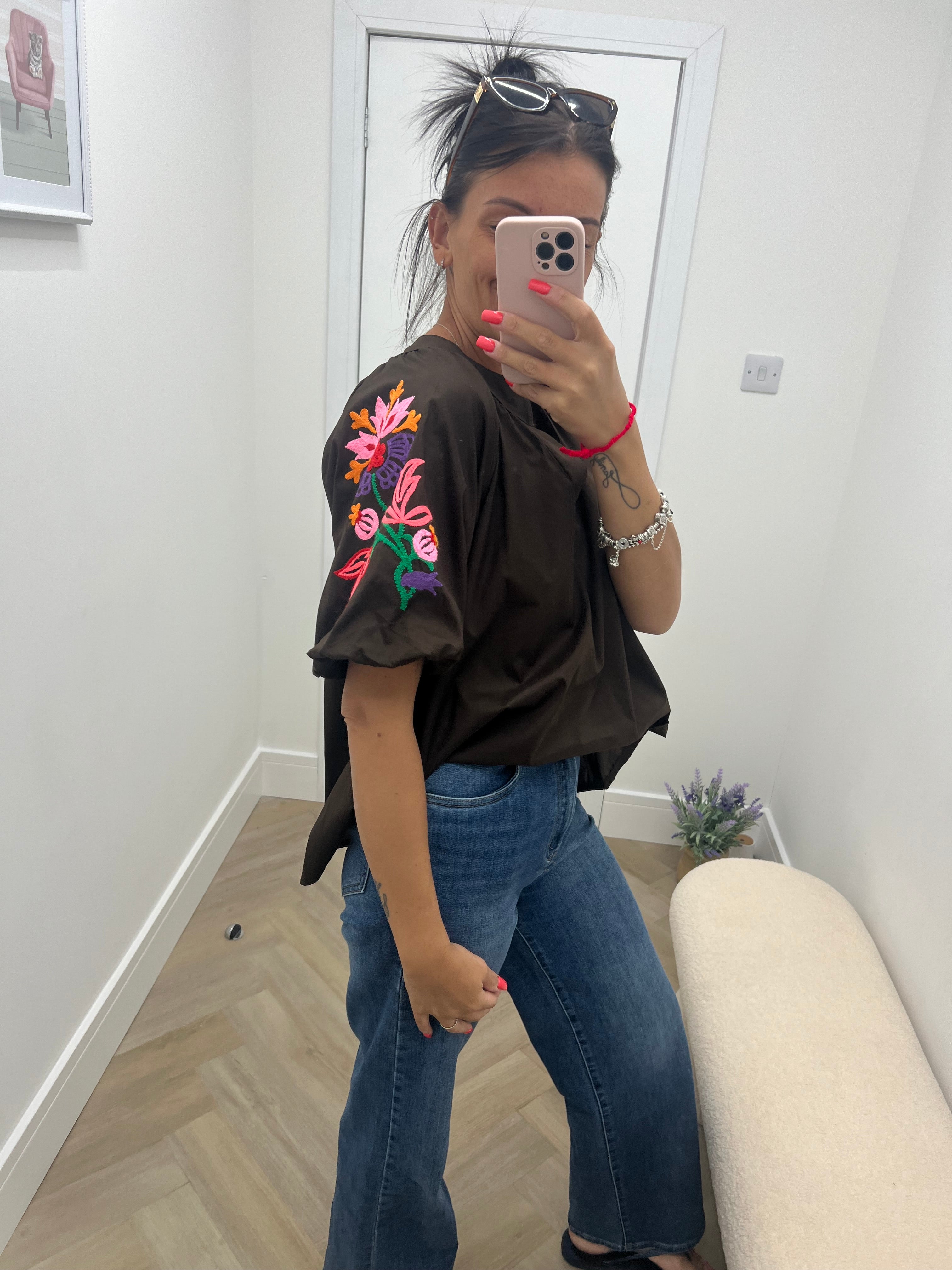 Krya flower sleeve blouse🌺💐