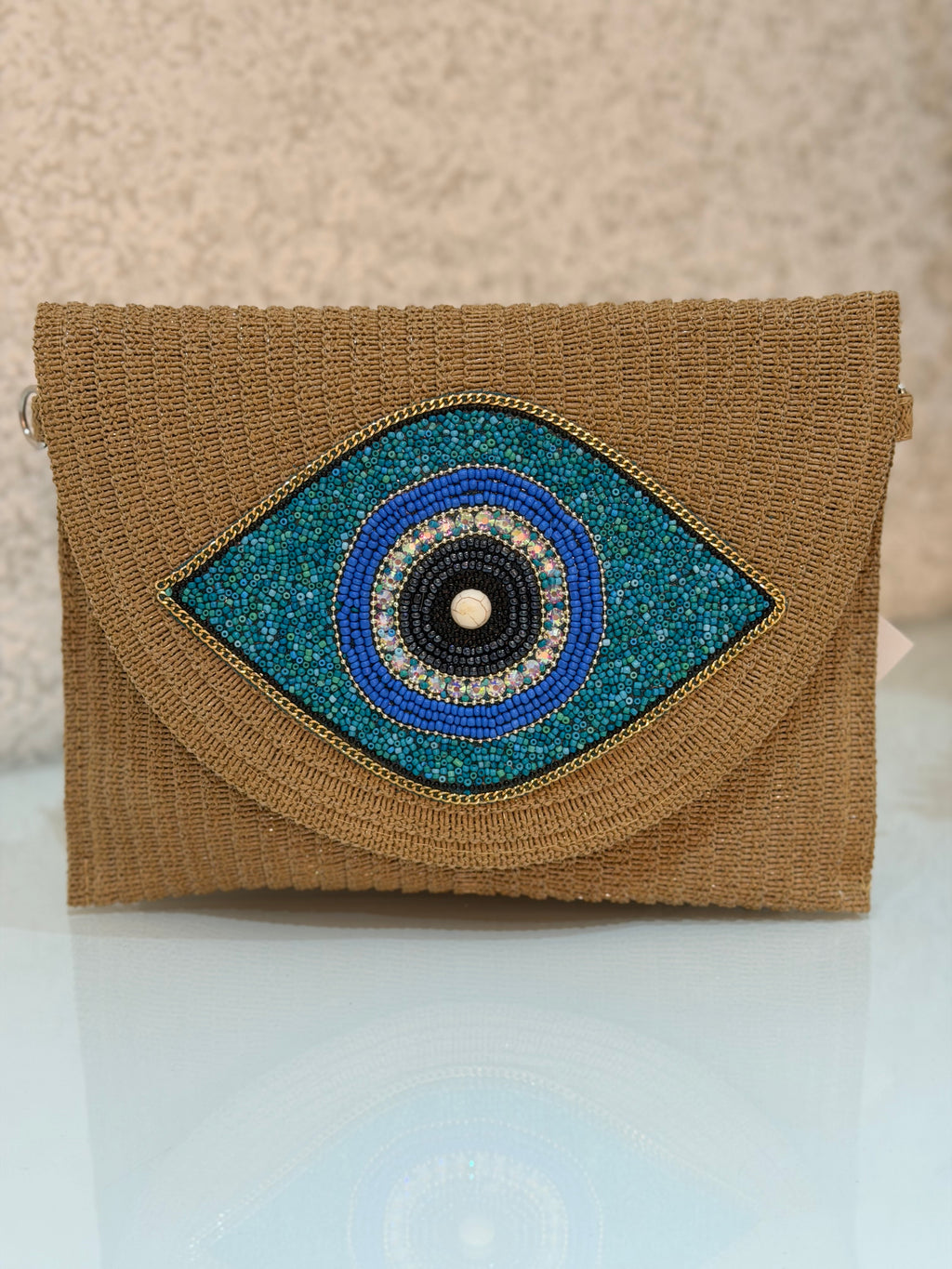 Eye Clutch