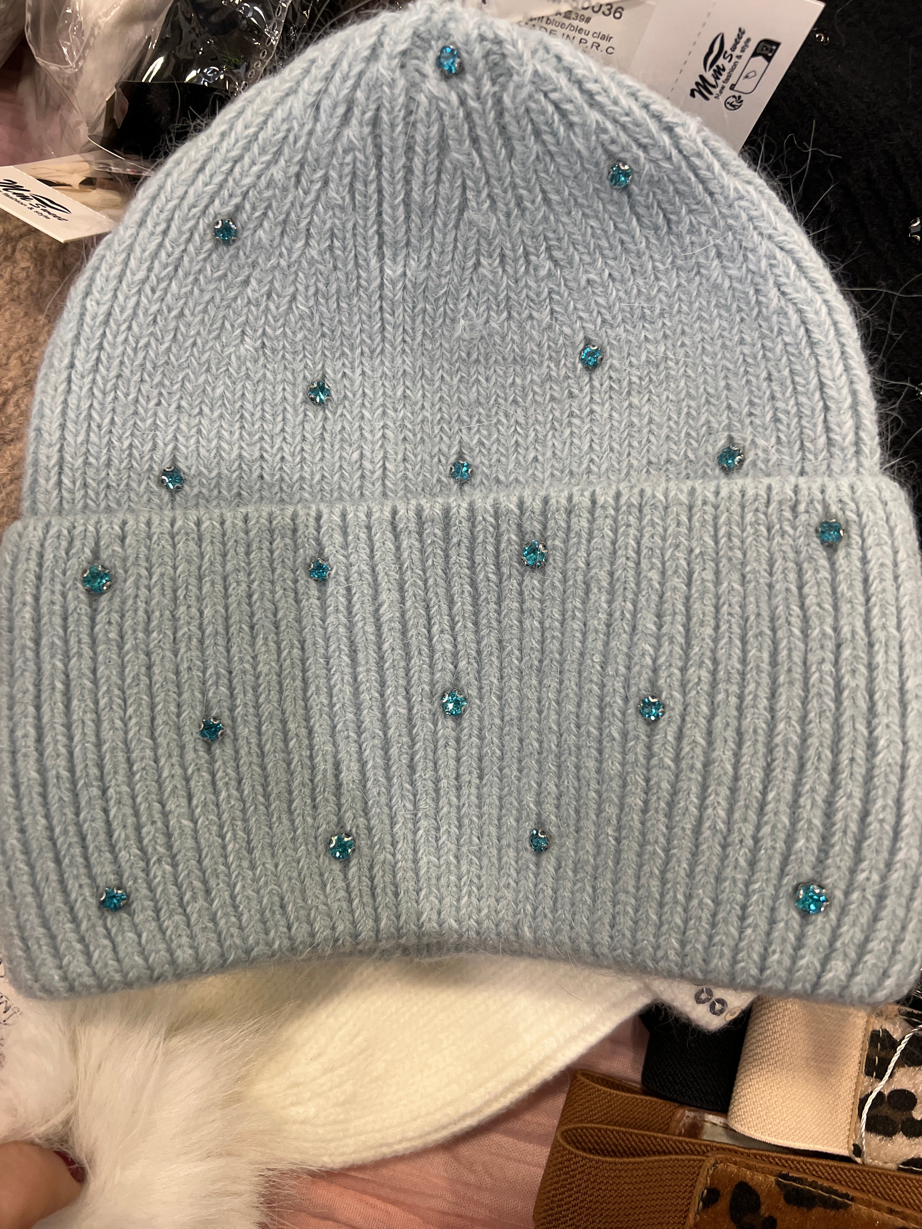❄️ Frostine Hat