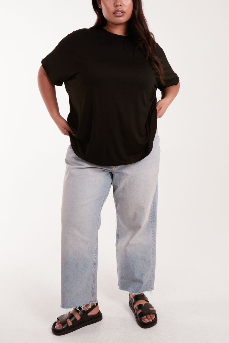 Curve Crochet Tee