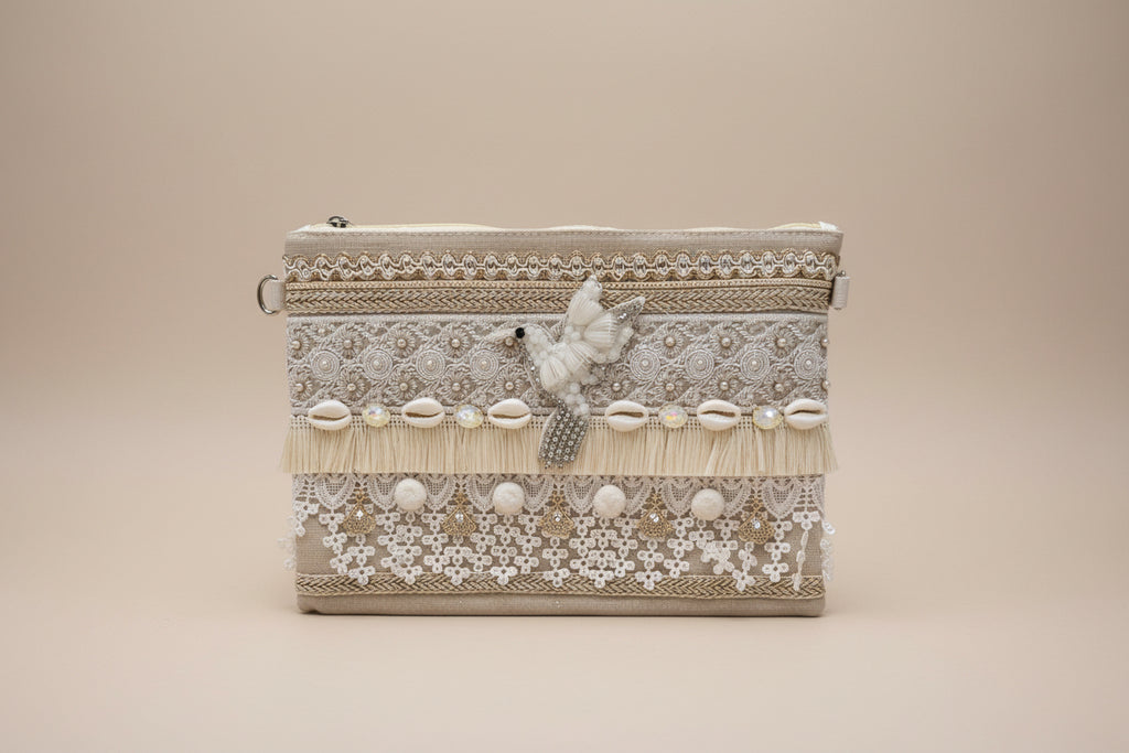 🤍 Dove – Embellished Boho Clutch