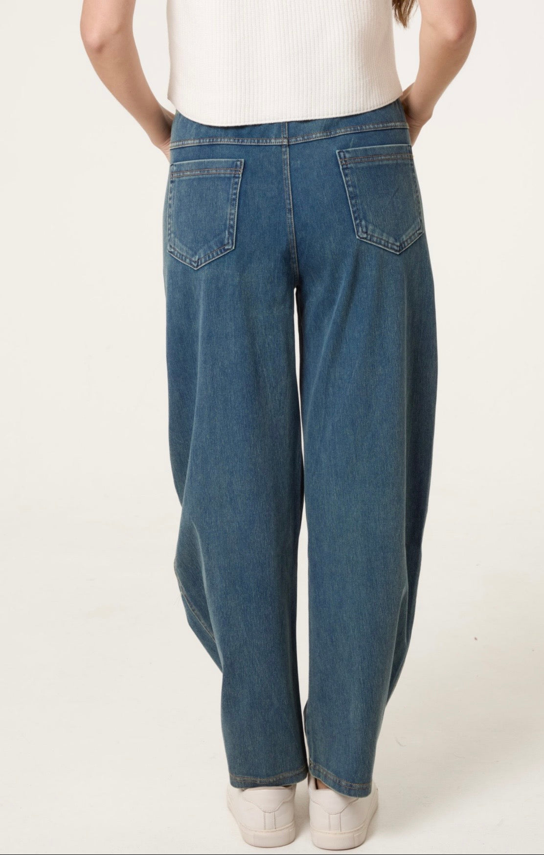 Seam Detail Wide Leg String Jeans