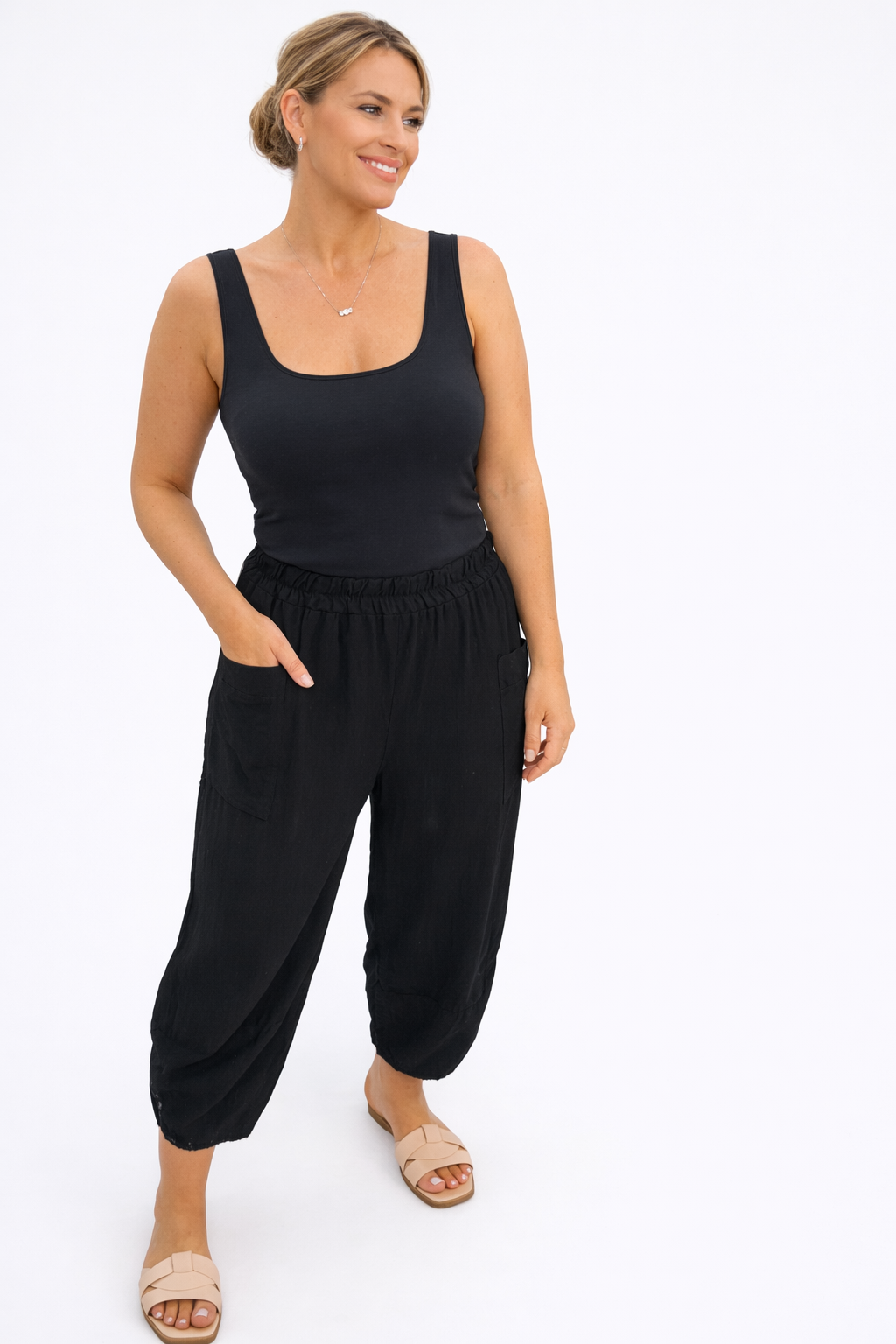 Betsy Carrot Leg Trousers 💫