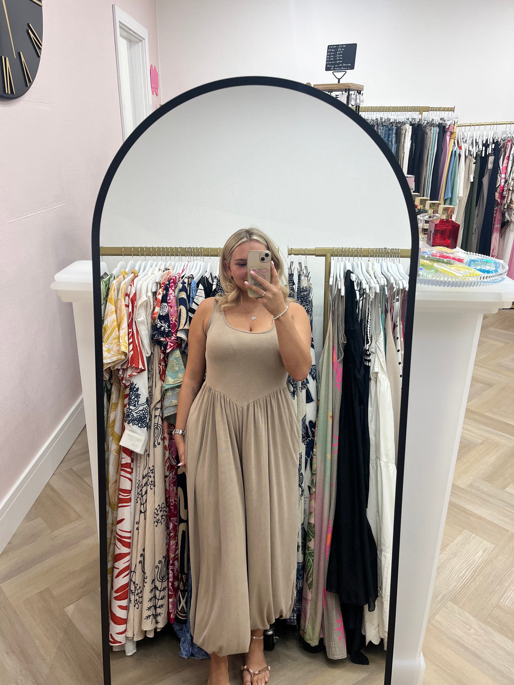 Flow Jumpsuit 💙🤍